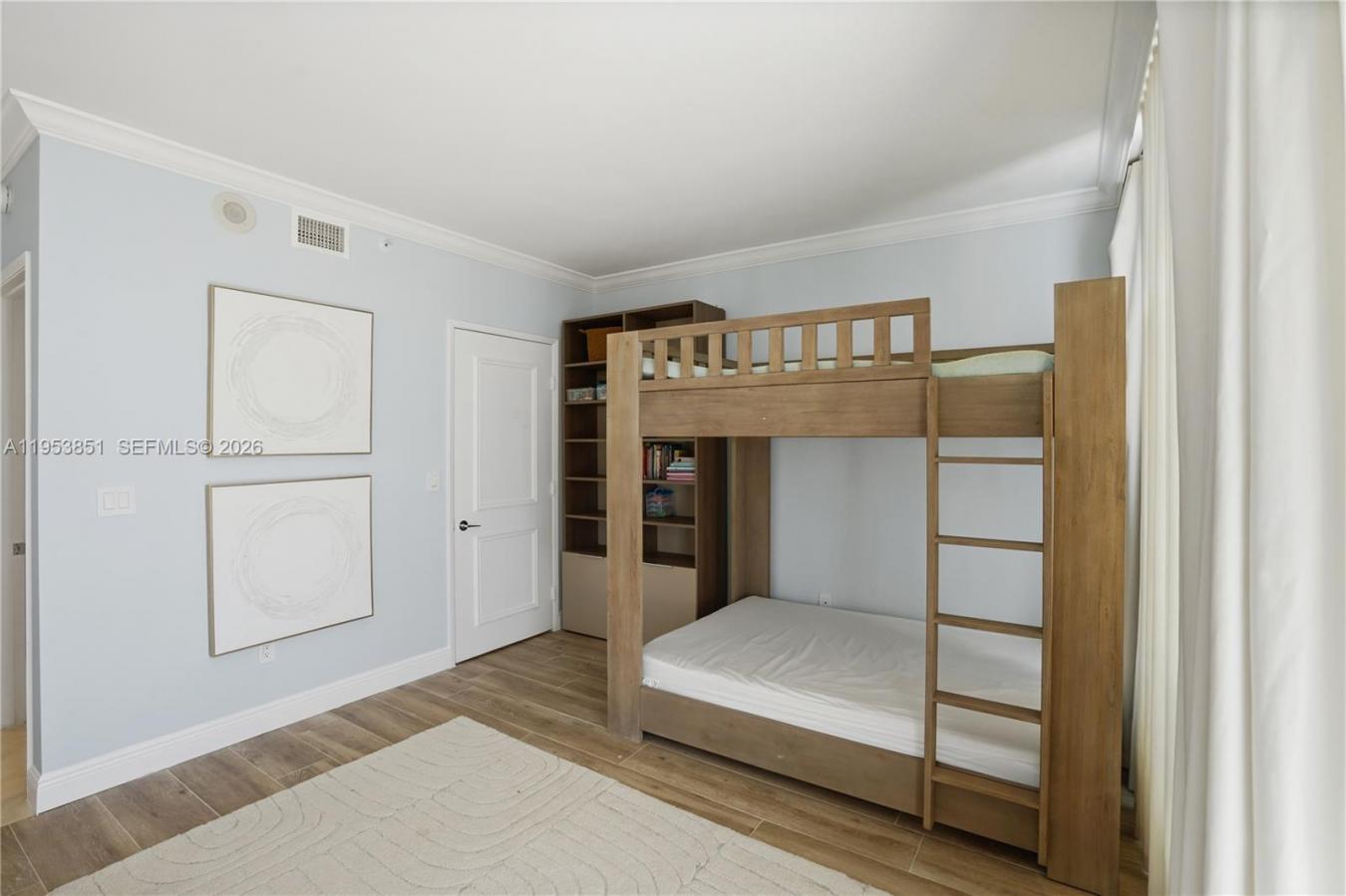 Key Biscayne, Florida, 33149, United States, 3 Bedrooms Bedrooms, ,2 BathroomsBathrooms,Residential,For Sale,2015155