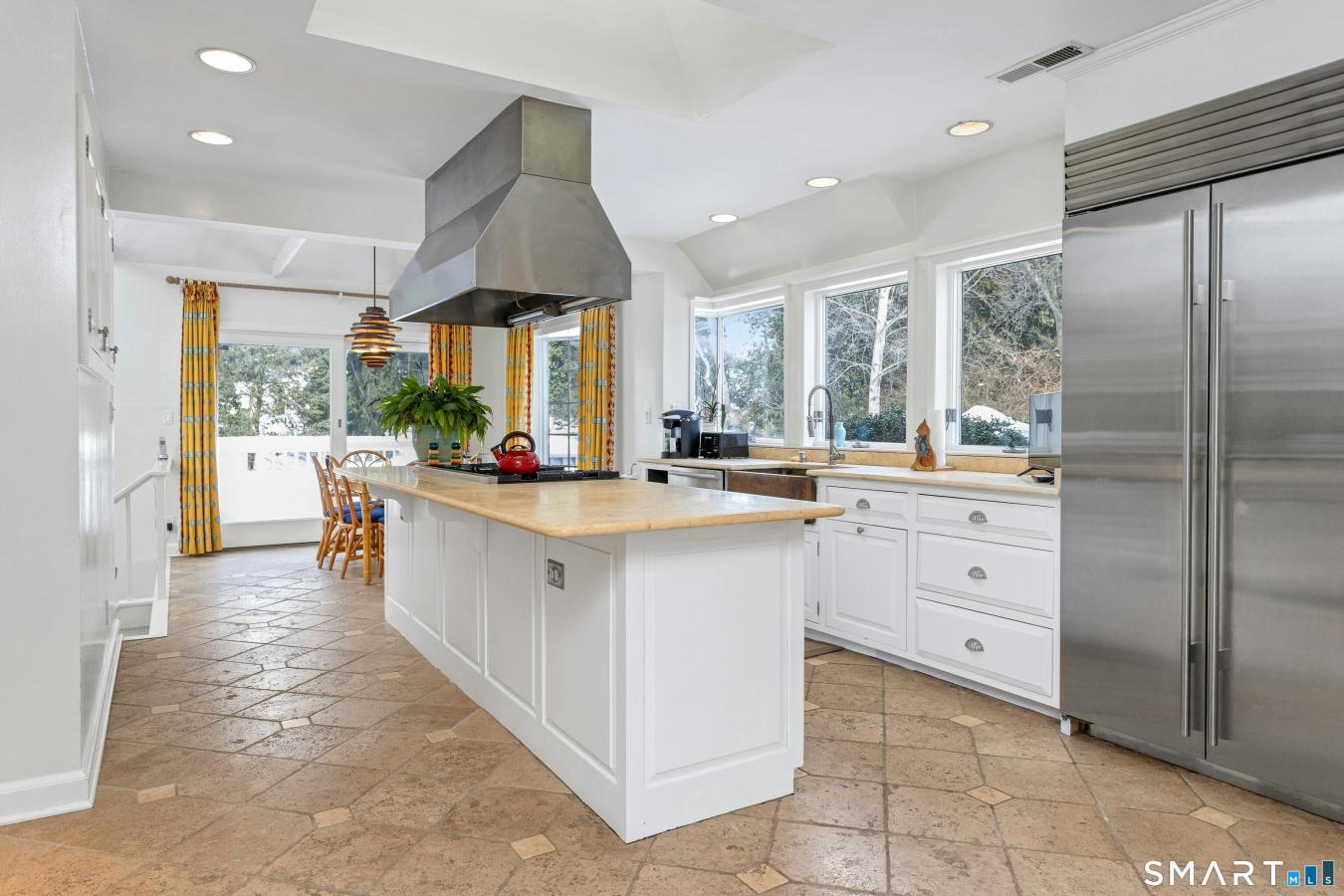 Darien, Connecticut, 06820, United States, 4 Bedrooms Bedrooms, ,3 BathroomsBathrooms,Residential,For Sale,2015153