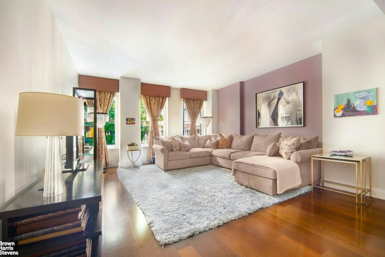 New York, New York, 10024, United States, 3 Bedrooms Bedrooms, ,2 BathroomsBathrooms,Residential,For Sale,2015152