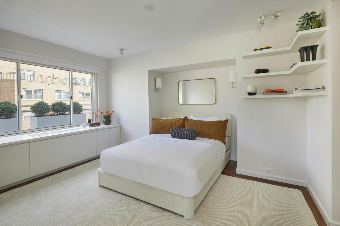 New York, New York, 10021, United States, 2 Bedrooms Bedrooms, ,2 BathroomsBathrooms,Residential,For Sale,2015147