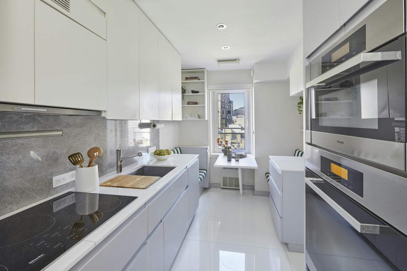 New York, New York, 10021, United States, 2 Bedrooms Bedrooms, ,2 BathroomsBathrooms,Residential,For Sale,2015147