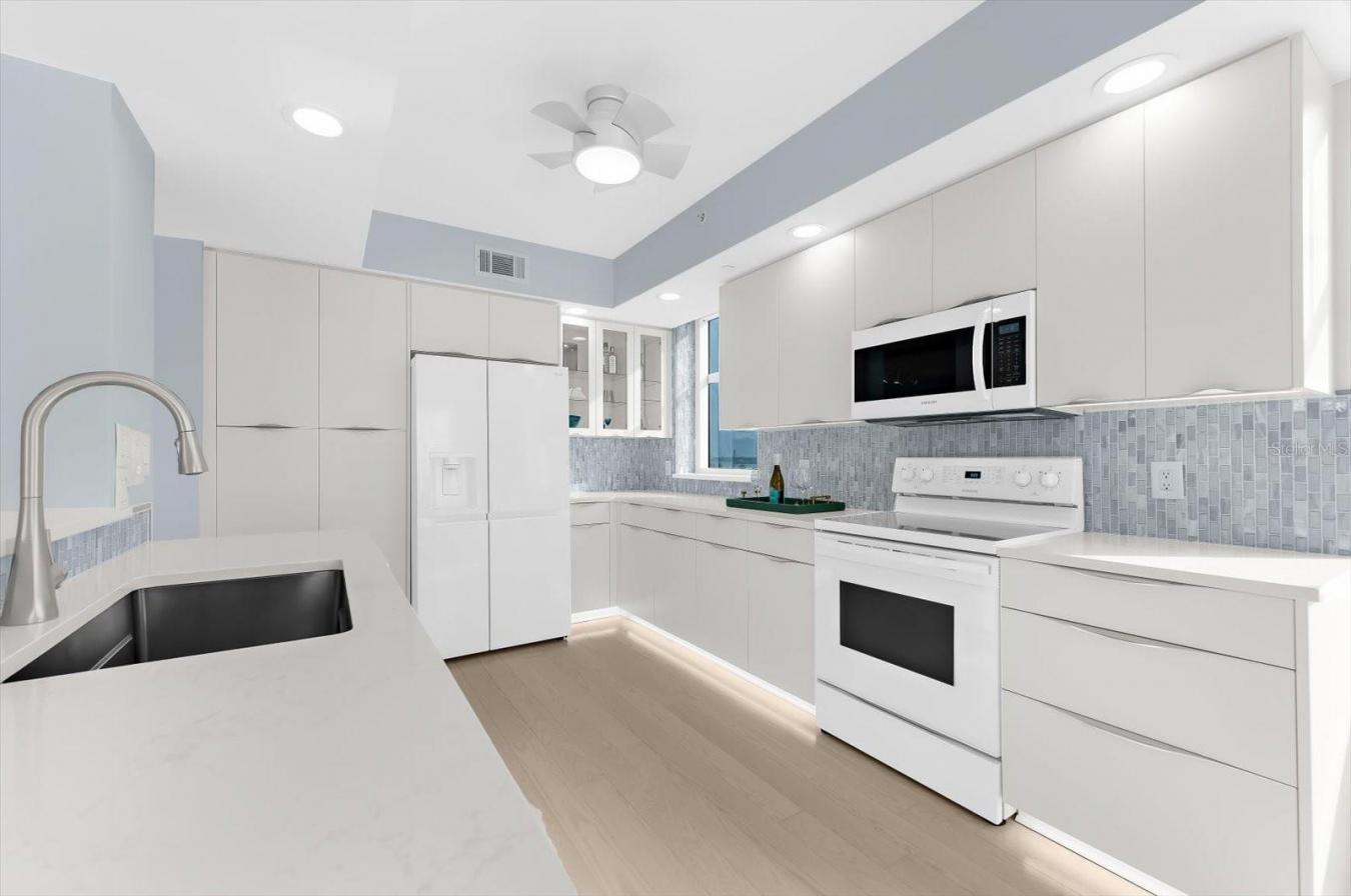 CLEARWATER BEACH, Pinellas, 33767, United States, 3 Bedrooms Bedrooms, ,2 BathroomsBathrooms,Residential,For Sale,2015138