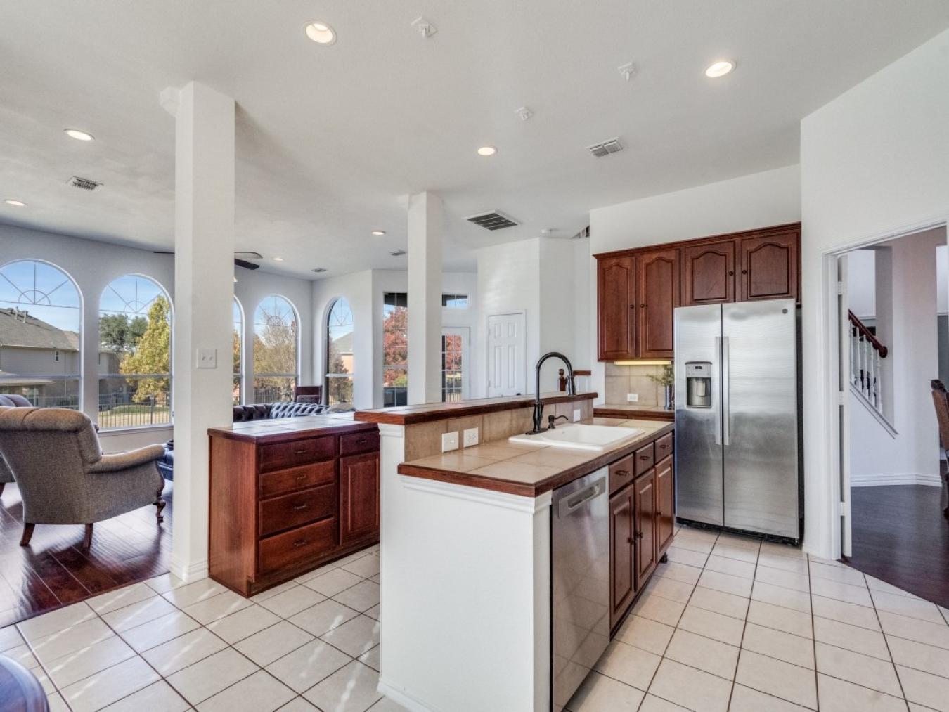 Plano, Collin, 75025, United States, 4 Bedrooms Bedrooms, ,3 BathroomsBathrooms,Residential,For Sale,2015133