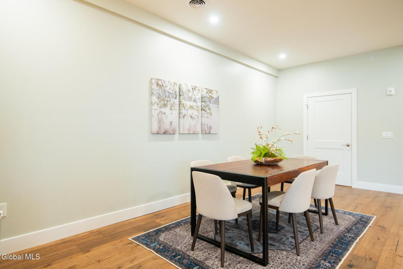 Lake George, Warren, 12845, United States, 3 Bedrooms Bedrooms, ,3 BathroomsBathrooms,Residential,For Sale,2015132