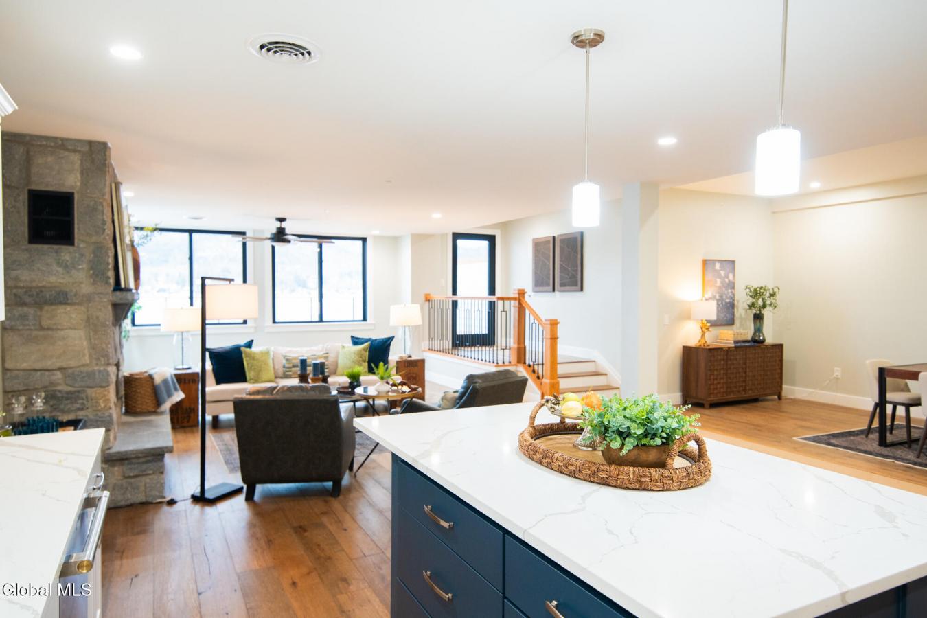 Lake George, Warren, 12845, United States, 3 Bedrooms Bedrooms, ,3 BathroomsBathrooms,Residential,For Sale,2015132