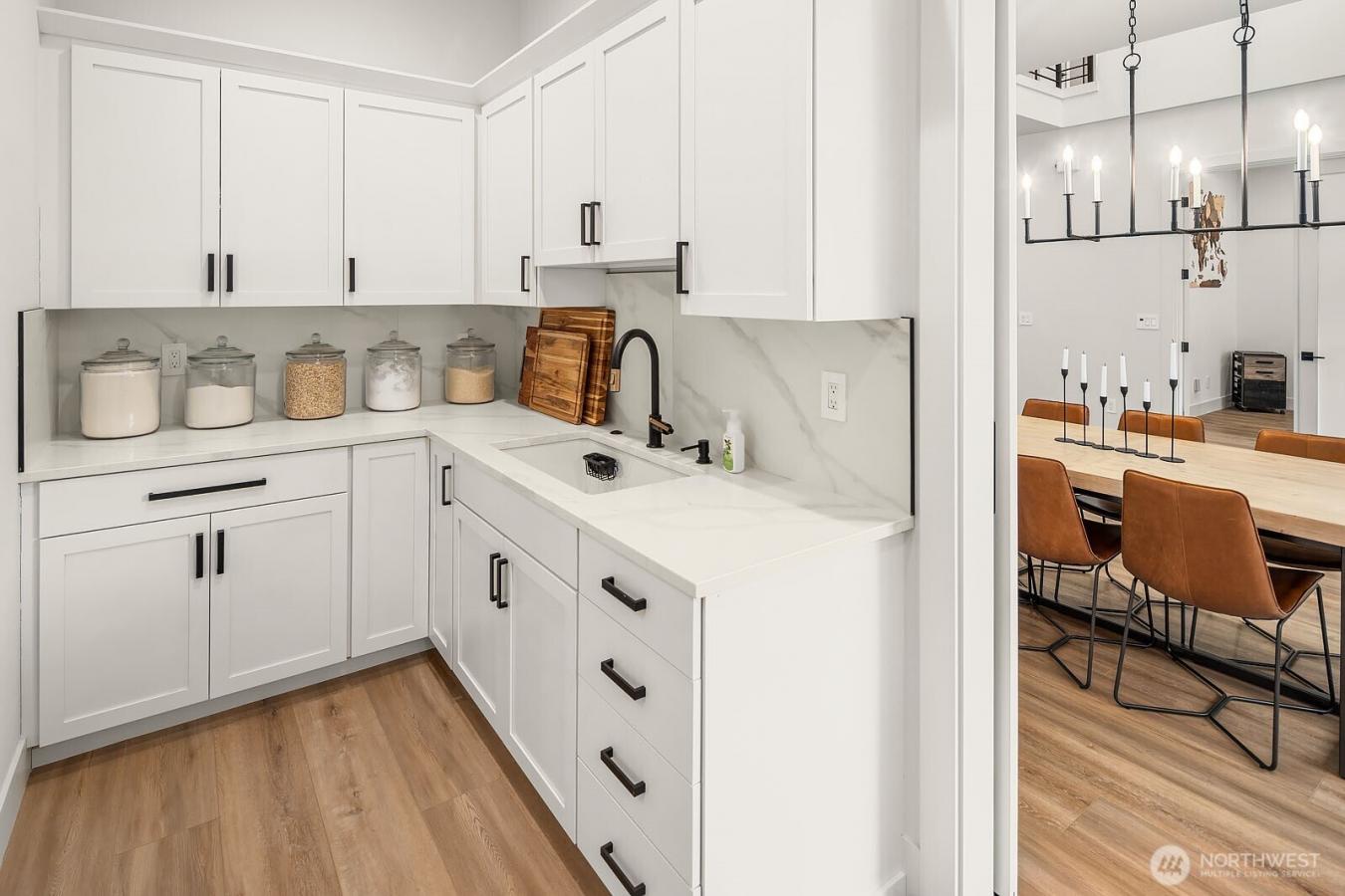 Woodinville, King, 98072, United States, 4 Bedrooms Bedrooms, ,4 BathroomsBathrooms,Residential,For Sale,2015388