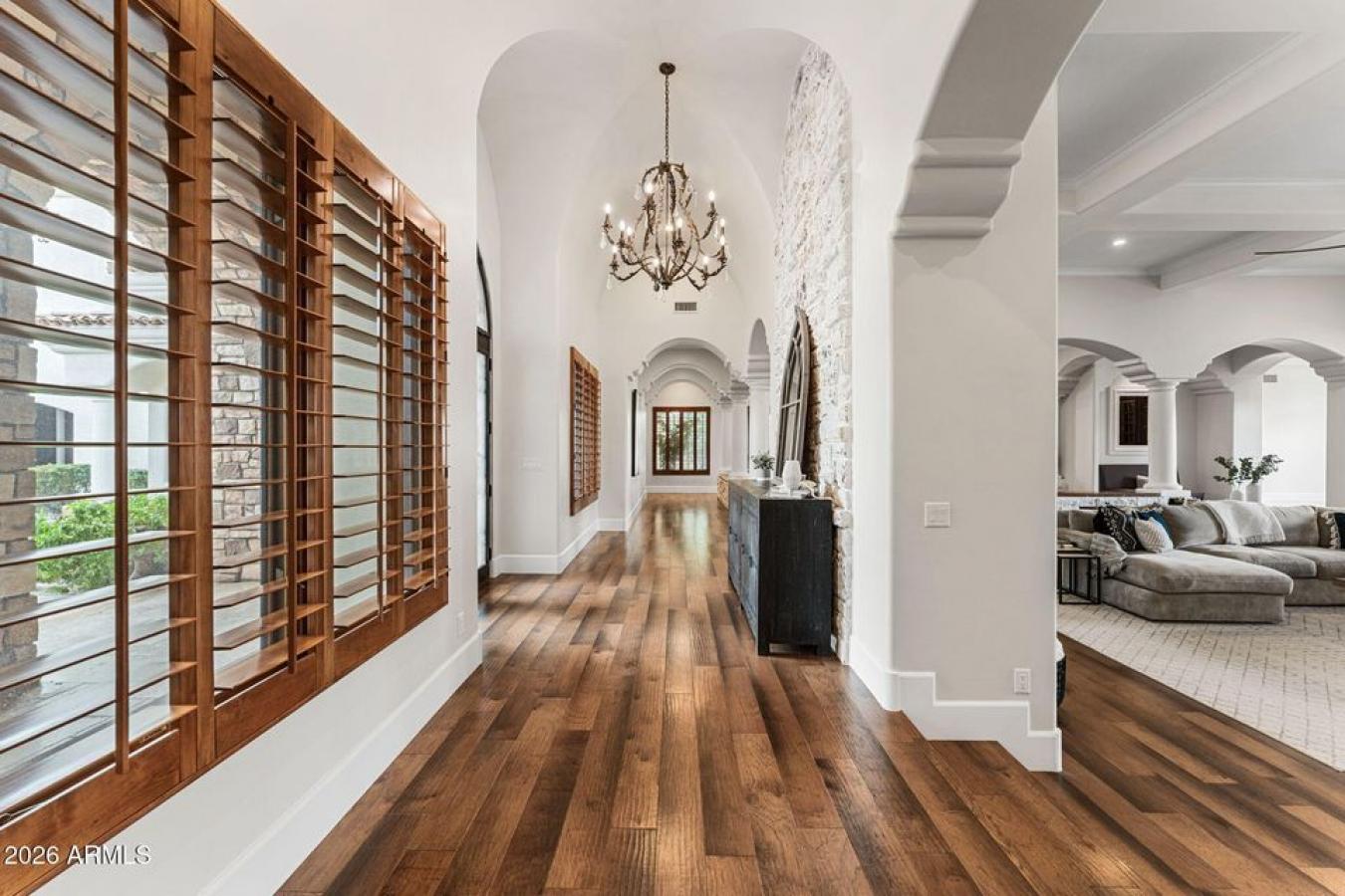 Chandler, Maricopa, 85249, United States, 5 Bedrooms Bedrooms, ,6 BathroomsBathrooms,Residential,For Sale,2015387