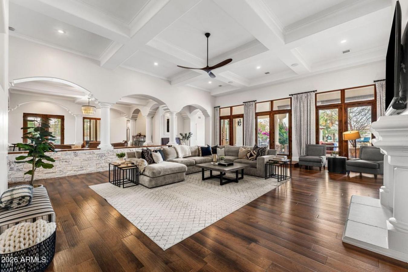 Chandler, Maricopa, 85249, United States, 5 Bedrooms Bedrooms, ,6 BathroomsBathrooms,Residential,For Sale,2015387