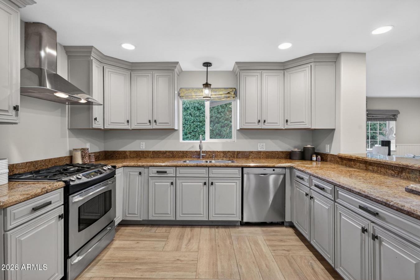 Phoenix, Maricopa, 85018, United States, 4 Bedrooms Bedrooms, ,3 BathroomsBathrooms,Residential,For Sale,2015385