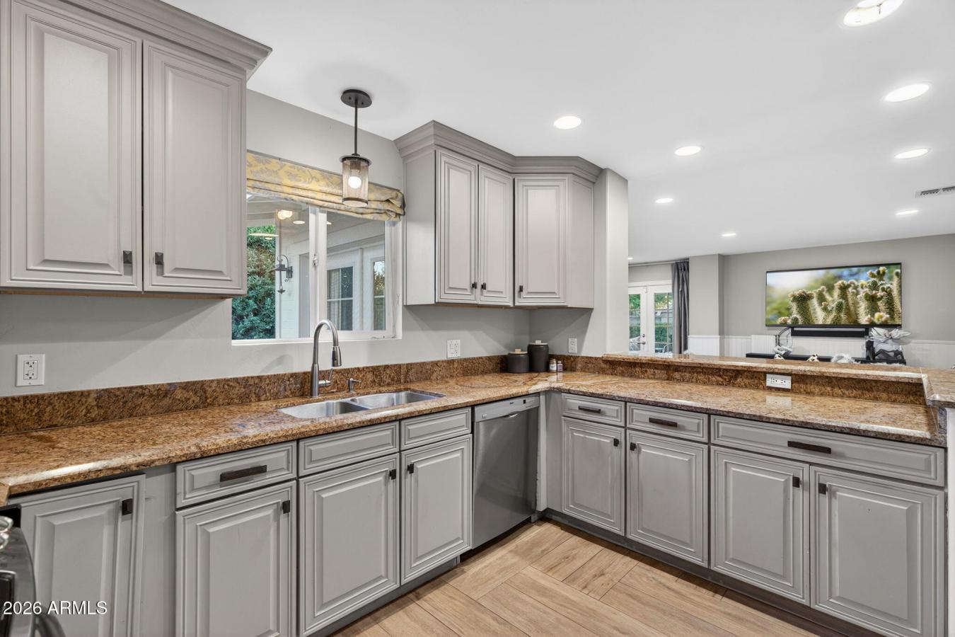 Phoenix, Maricopa, 85018, United States, 4 Bedrooms Bedrooms, ,3 BathroomsBathrooms,Residential,For Sale,2015385