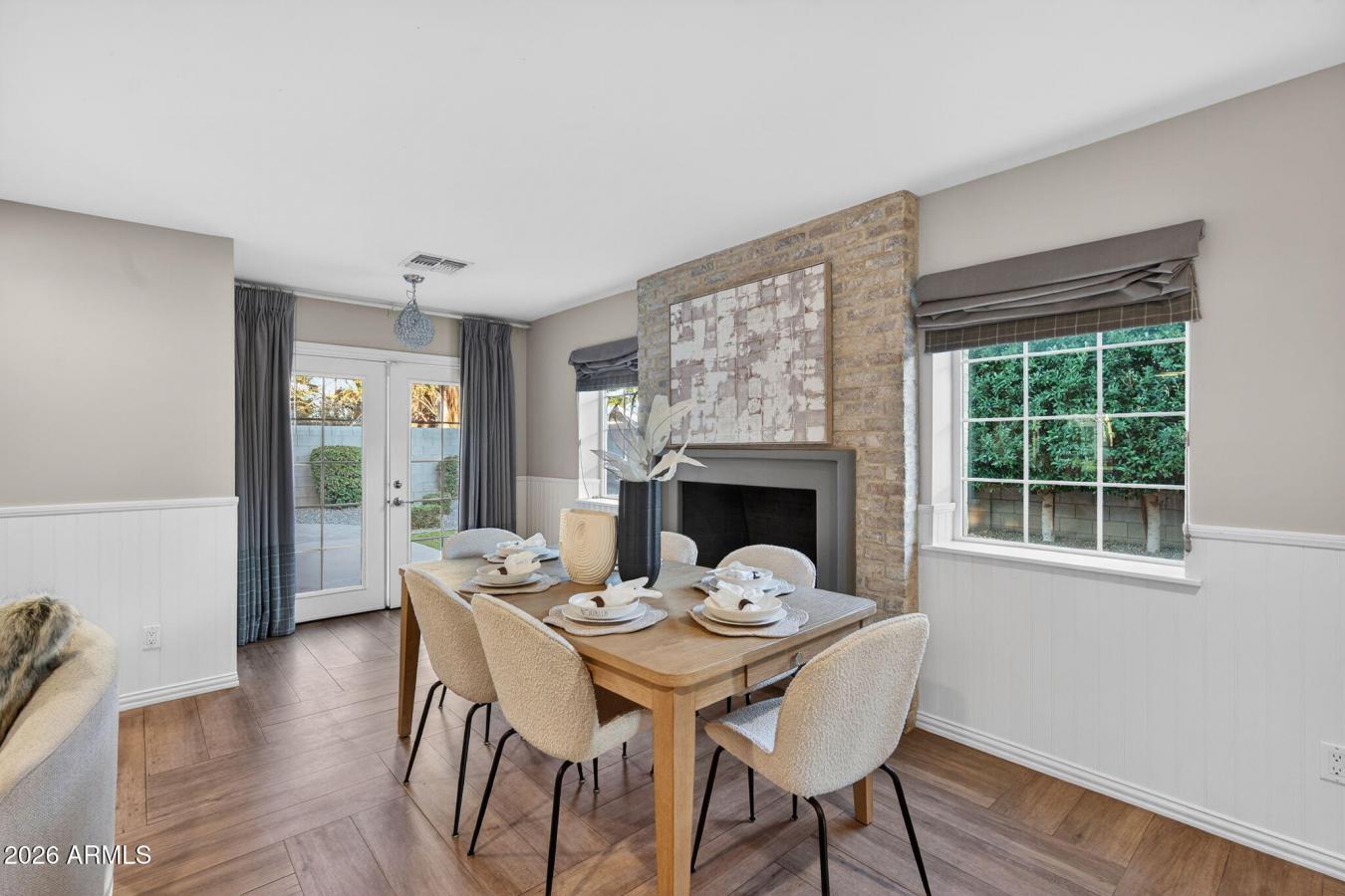 Phoenix, Maricopa, 85018, United States, 4 Bedrooms Bedrooms, ,3 BathroomsBathrooms,Residential,For Sale,2015385