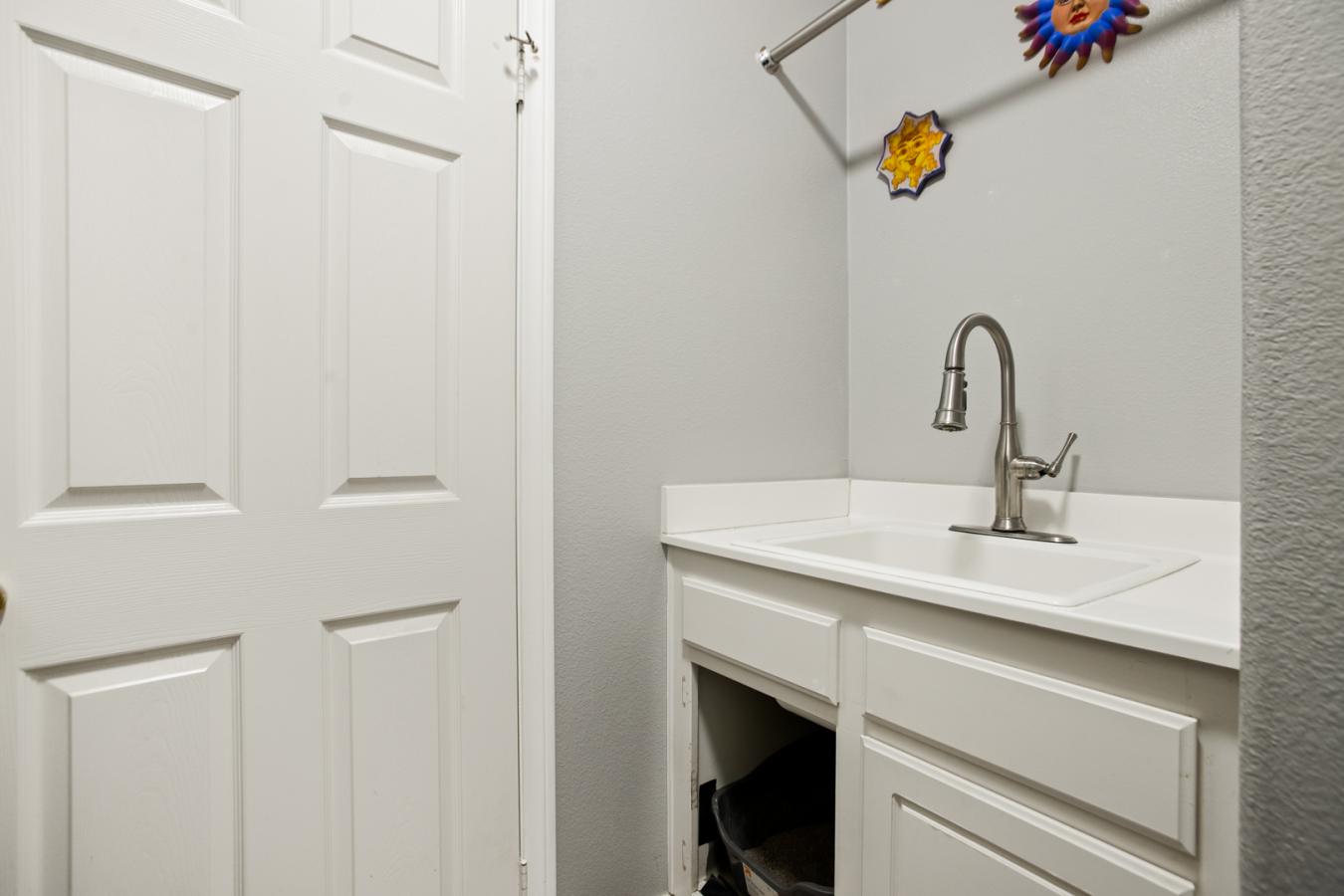 Yucaipa, Riverside, 92399, United States, 3 Bedrooms Bedrooms, ,3 BathroomsBathrooms,Residential,For Sale,2015377