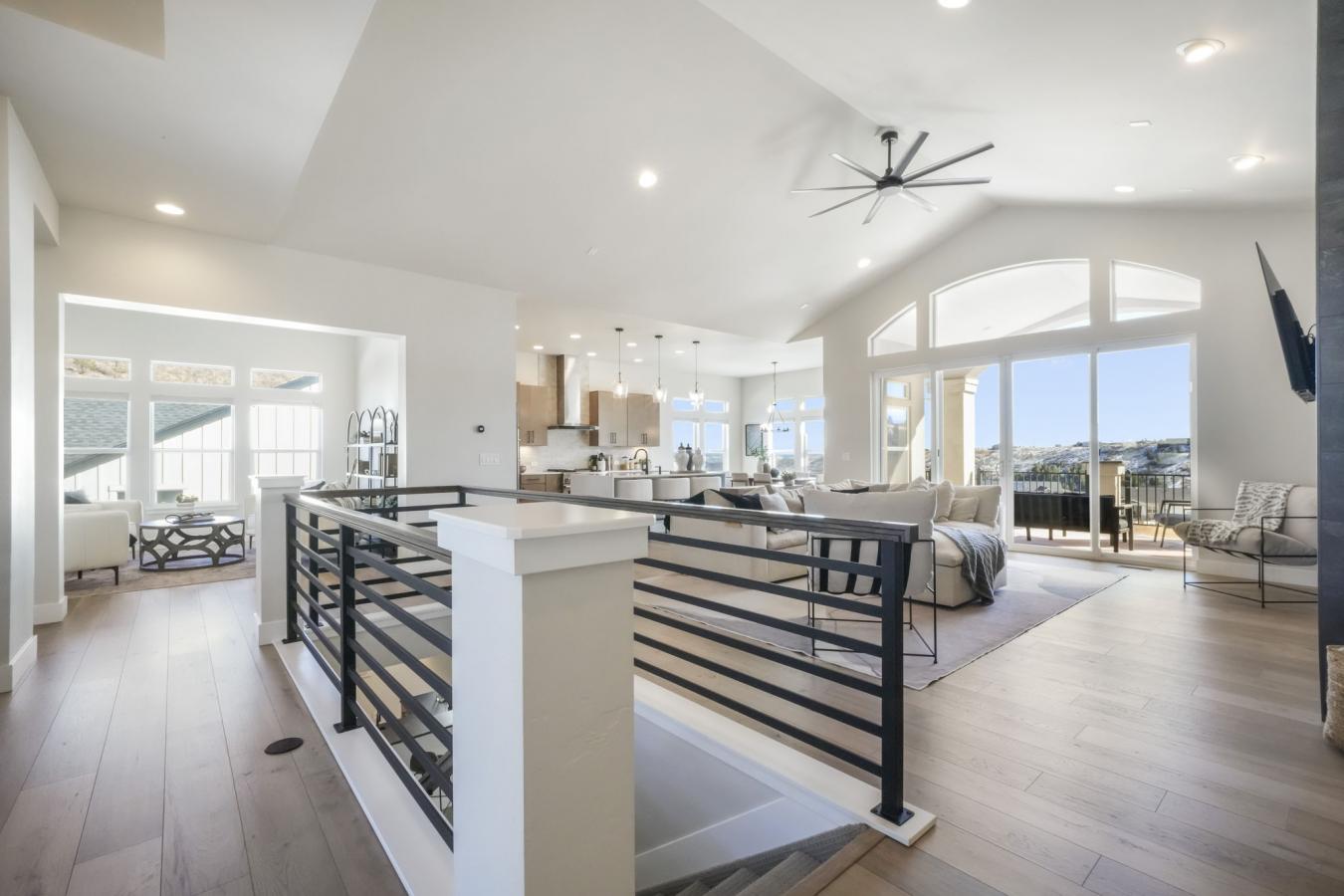 Monument, El Paso, 80132, United States, 5 Bedrooms Bedrooms, ,5 BathroomsBathrooms,Residential,For Sale,2015376