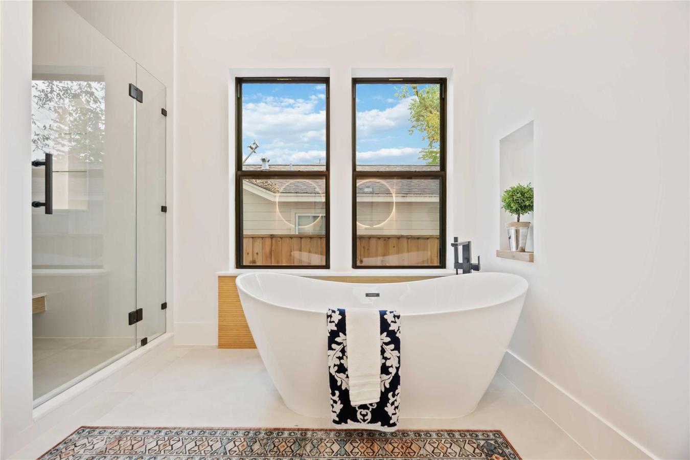 Houston, Harris, 77018, United States, ,Residential,For Sale,2015374