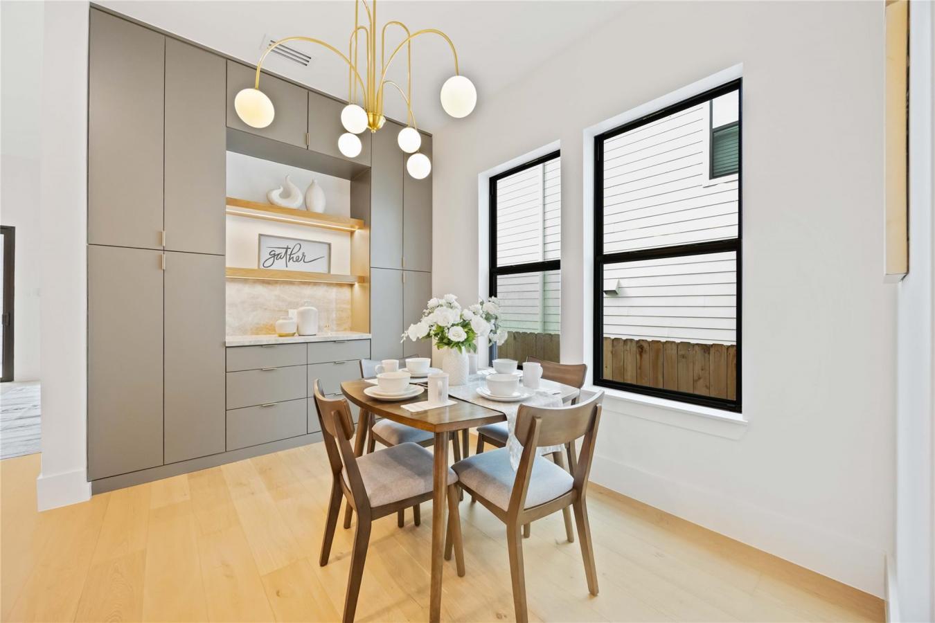 Houston, Harris, 77018, United States, ,Residential,For Sale,2015374