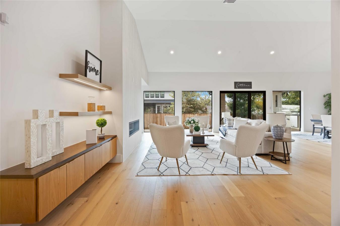 Houston, Harris, 77018, United States, ,Residential,For Sale,2015374