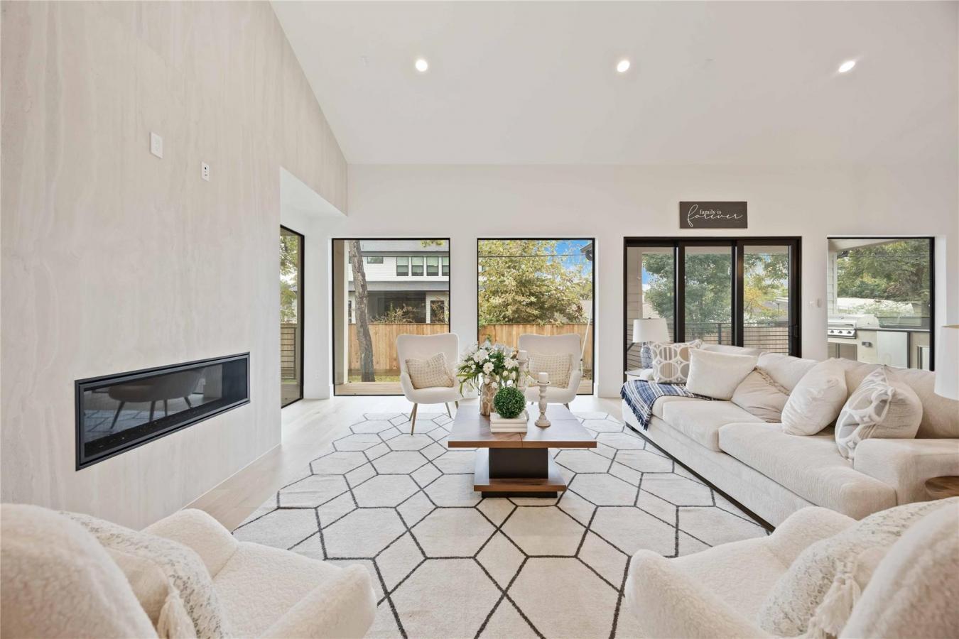 Houston, Harris, 77018, United States, ,Residential,For Sale,2015374