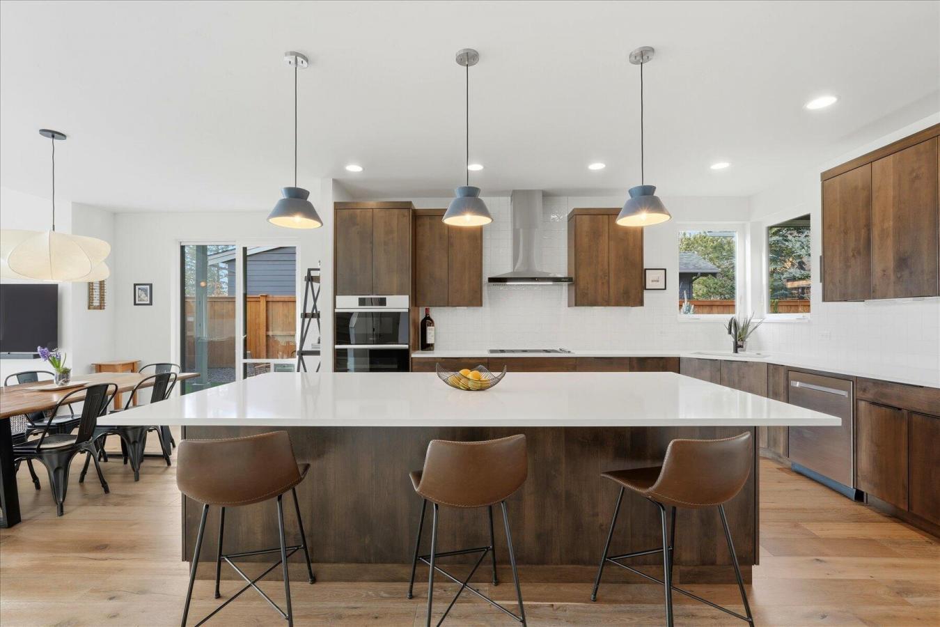 Bend, Deschutes, 97703, United States, 3 Bedrooms Bedrooms, ,2 BathroomsBathrooms,Residential,For Sale,2015373