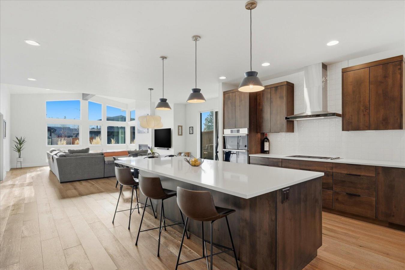 Bend, Deschutes, 97703, United States, 3 Bedrooms Bedrooms, ,2 BathroomsBathrooms,Residential,For Sale,2015373