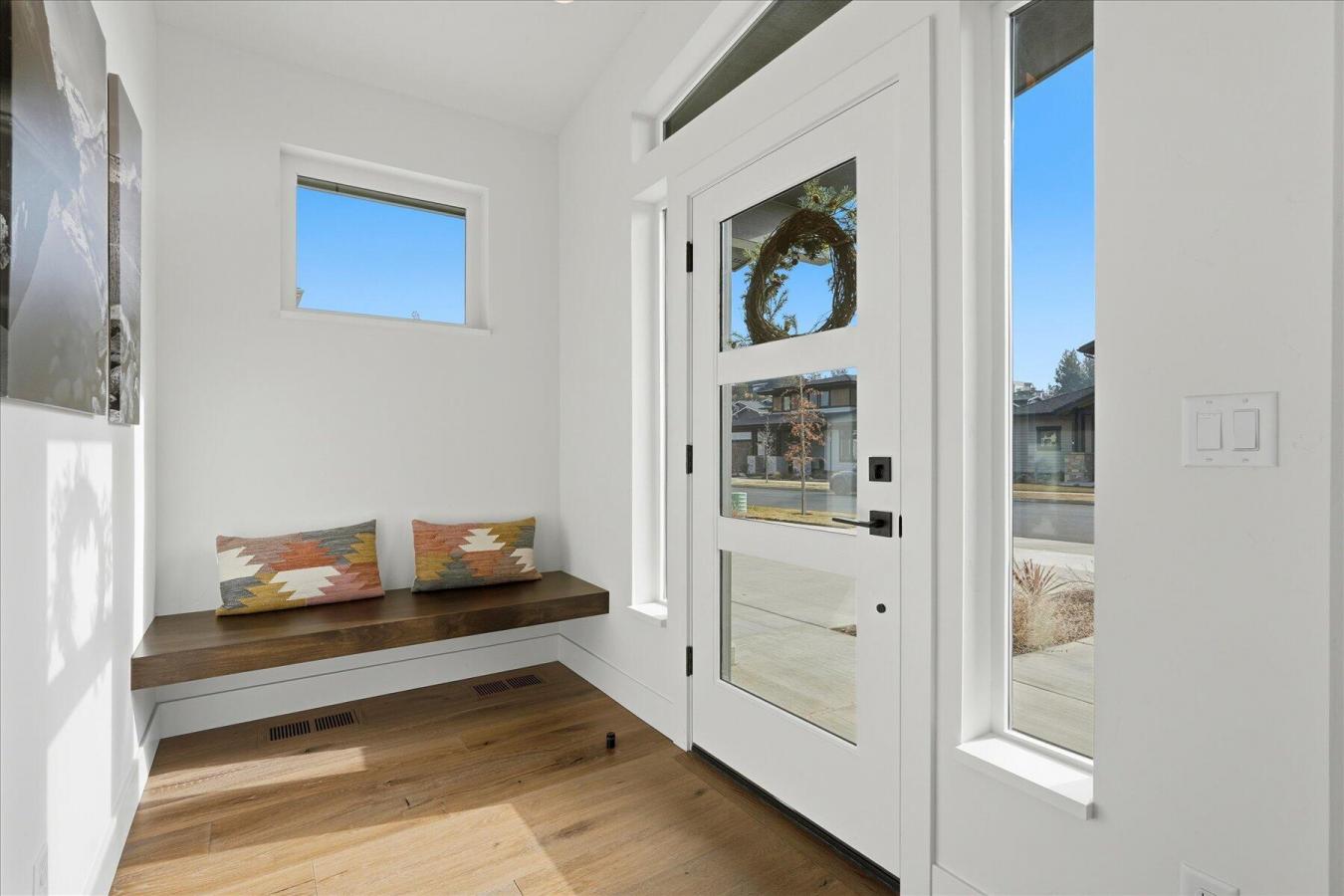 Bend, Deschutes, 97703, United States, 3 Bedrooms Bedrooms, ,2 BathroomsBathrooms,Residential,For Sale,2015373