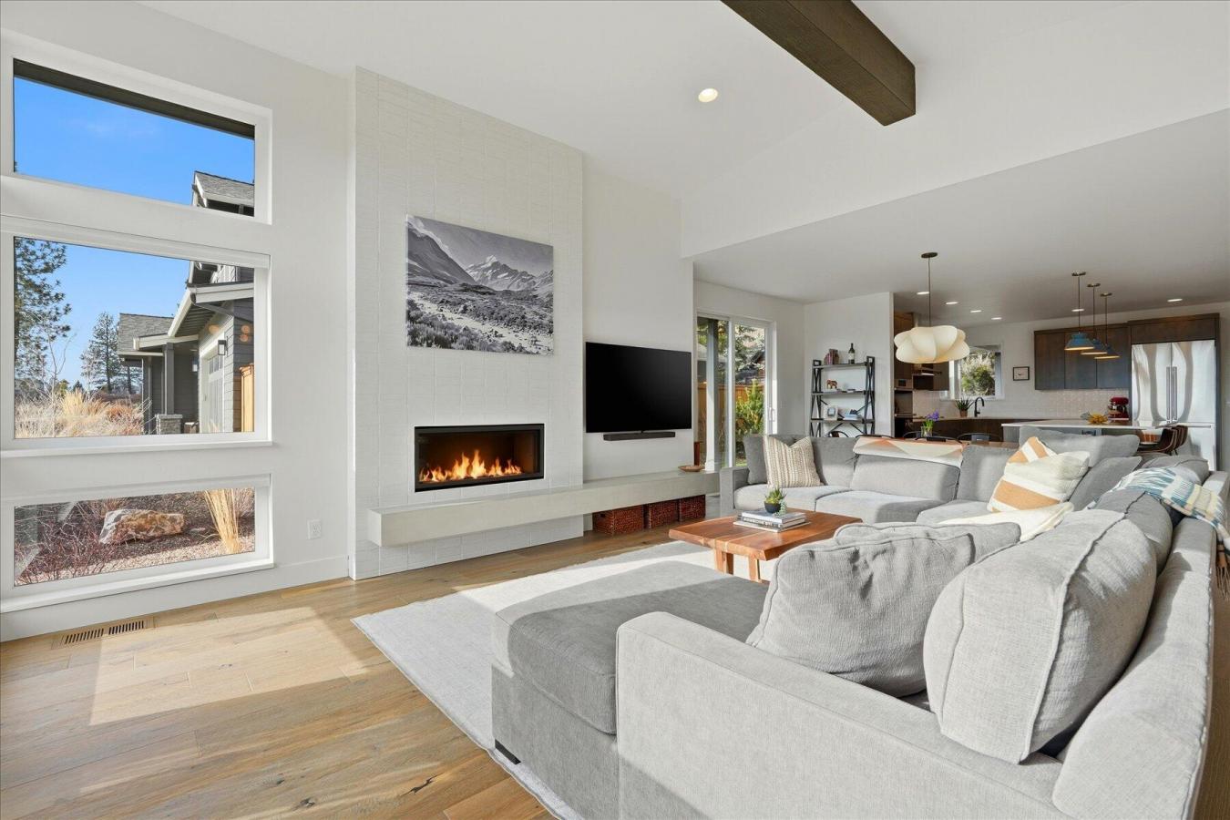 Bend, Deschutes, 97703, United States, 3 Bedrooms Bedrooms, ,2 BathroomsBathrooms,Residential,For Sale,2015373