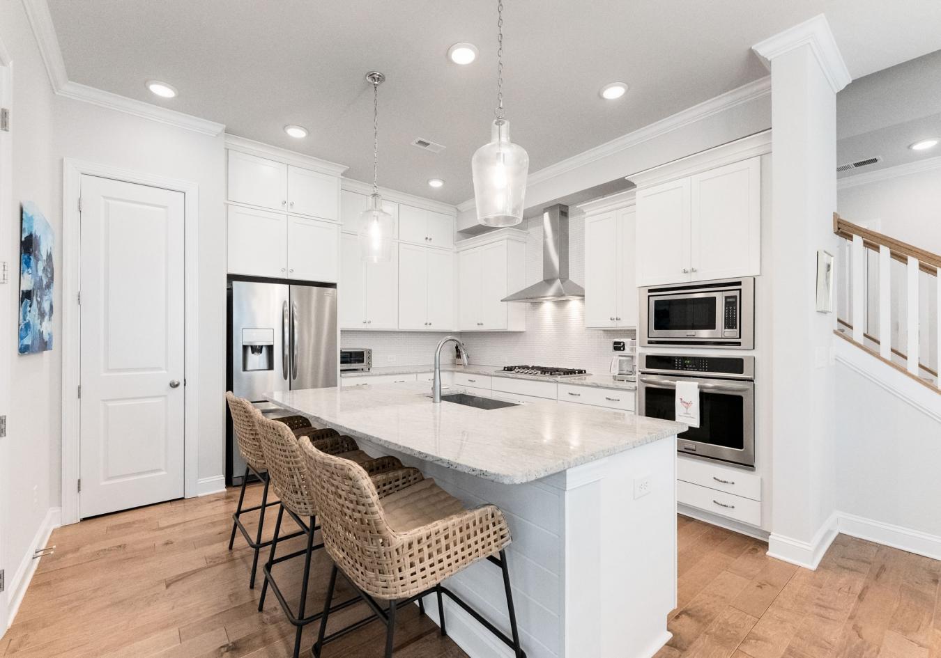 Charlotte, Mecklenburg, 28209, United States, 4 Bedrooms Bedrooms, ,3 BathroomsBathrooms,Residential,For Sale,2015367