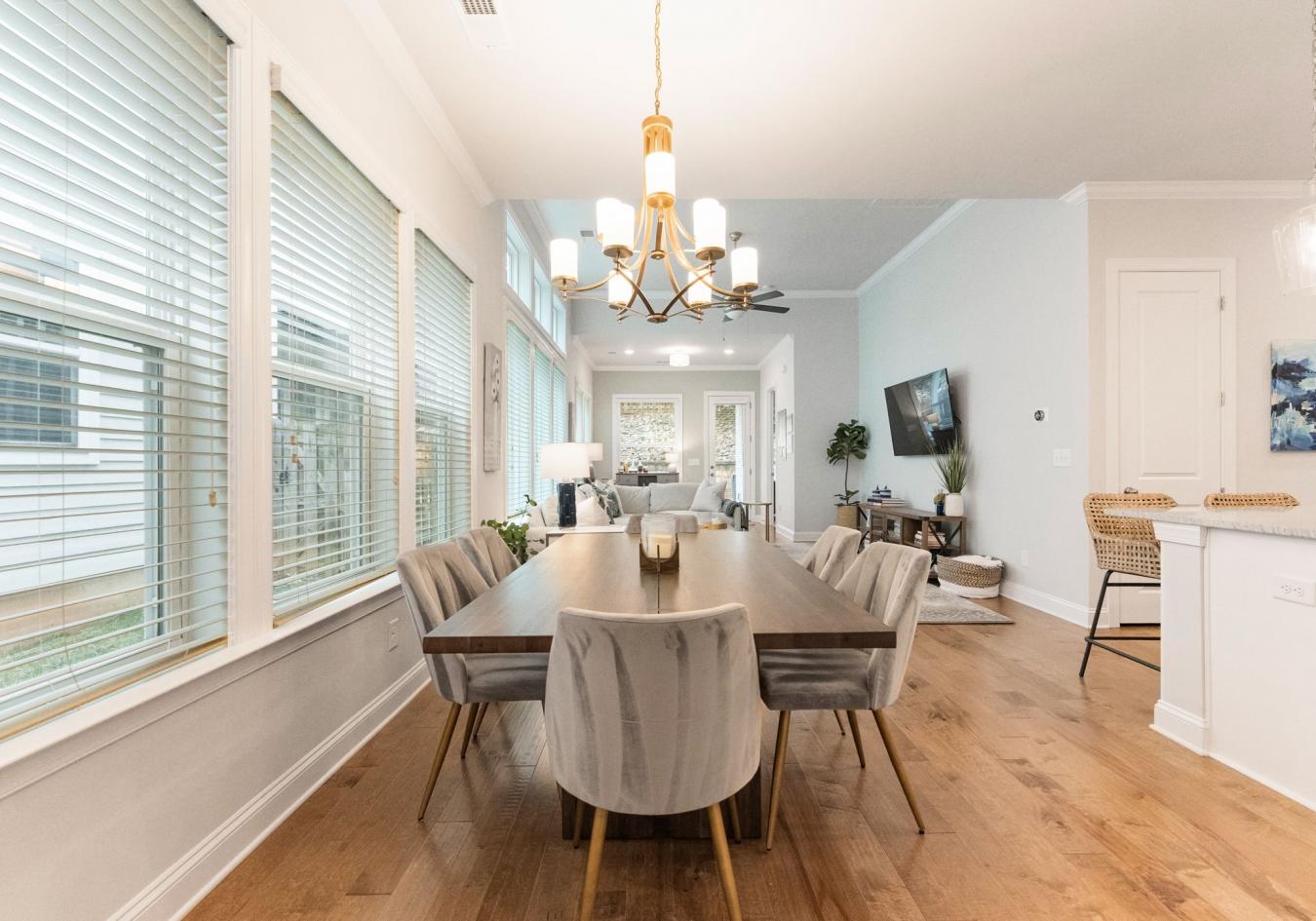 Charlotte, Mecklenburg, 28209, United States, 4 Bedrooms Bedrooms, ,3 BathroomsBathrooms,Residential,For Sale,2015367