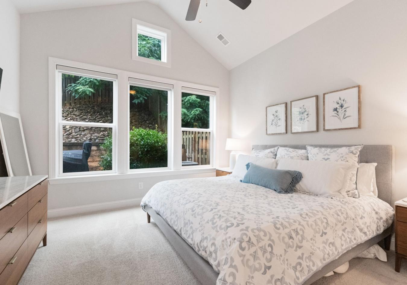 Charlotte, Mecklenburg, 28209, United States, 4 Bedrooms Bedrooms, ,3 BathroomsBathrooms,Residential,For Sale,2015367