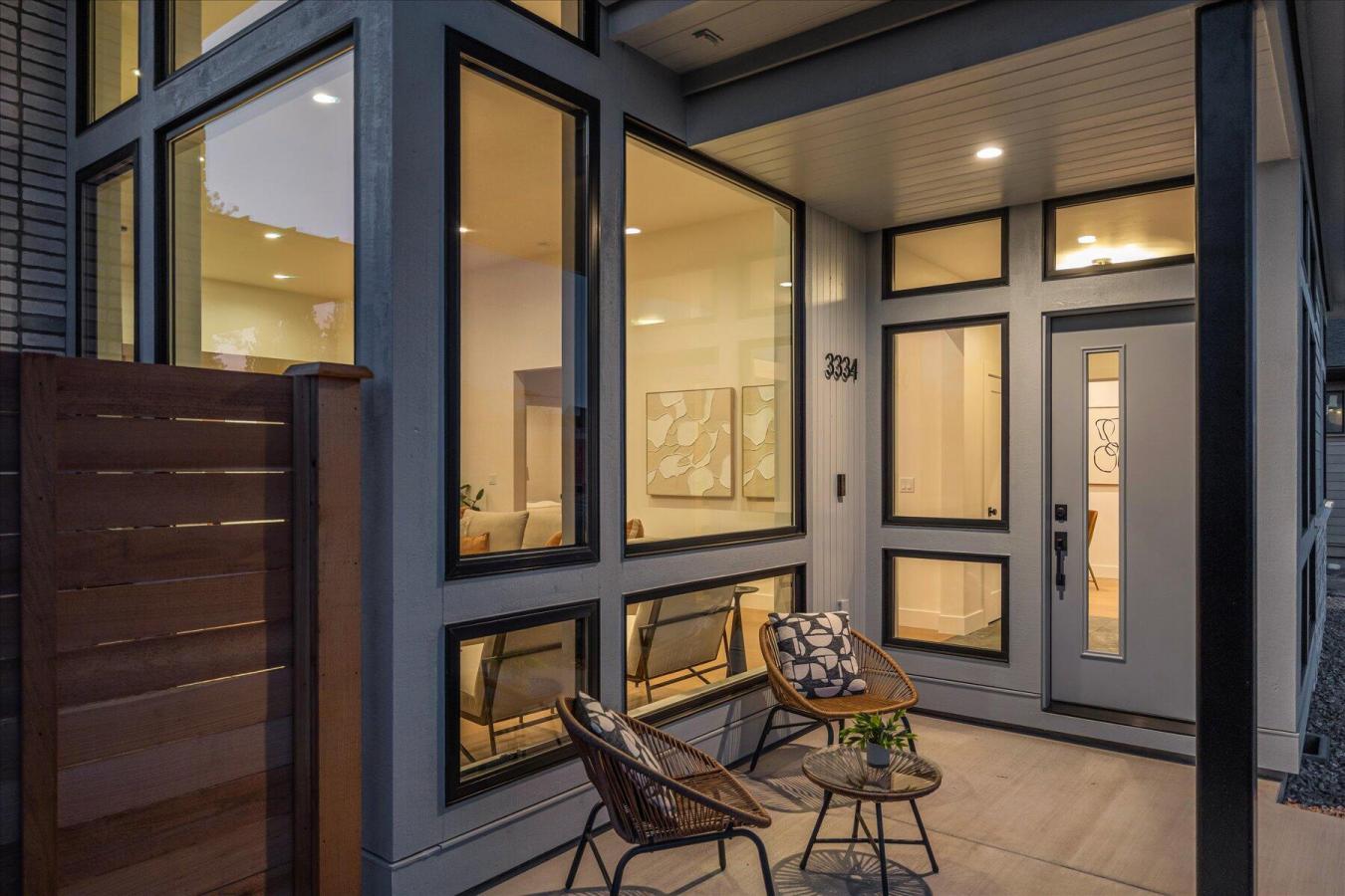 Bend, Deschutes, 97703, United States, 3 Bedrooms Bedrooms, ,2 BathroomsBathrooms,Residential,For Sale,2015364