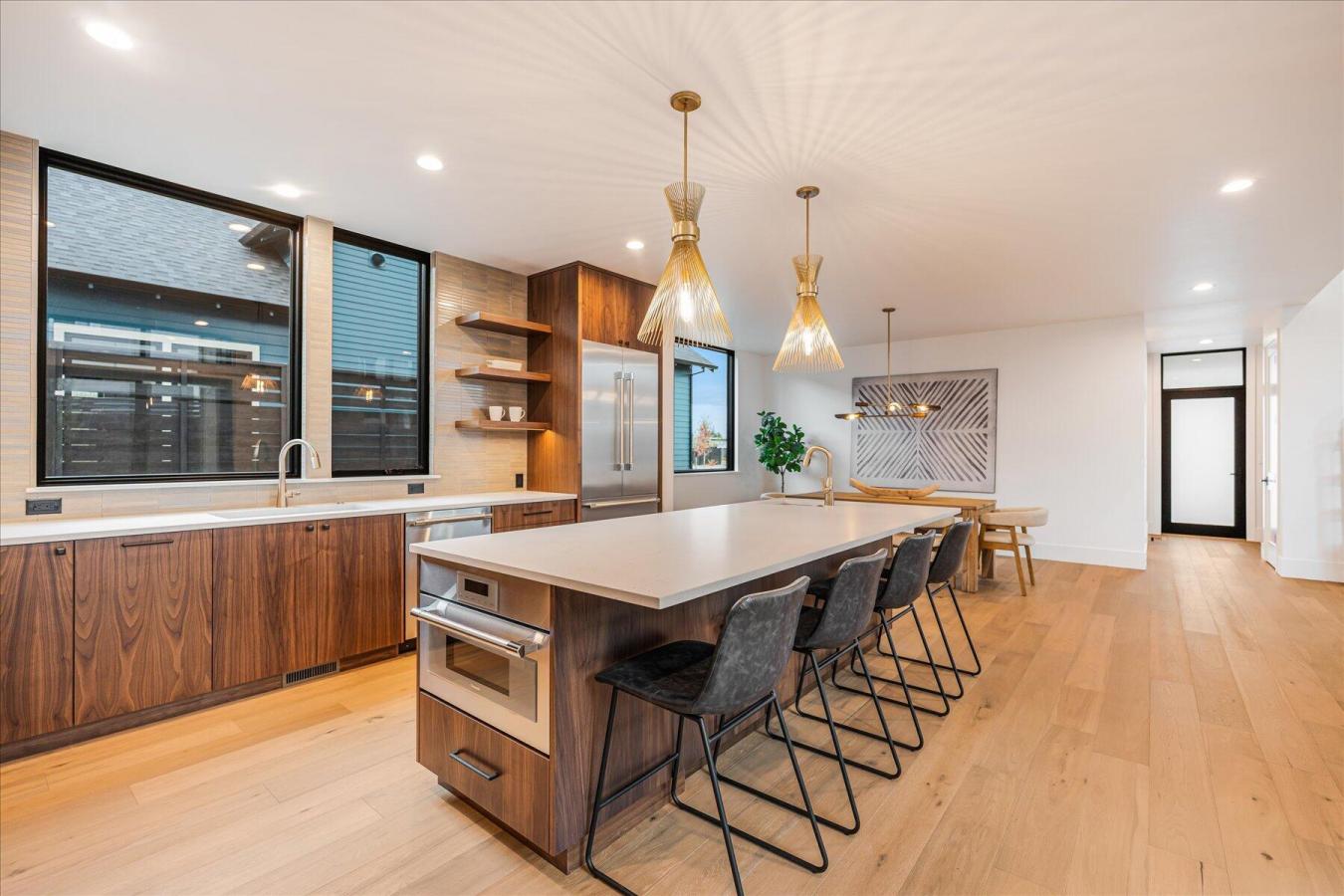 Bend, Deschutes, 97703, United States, 4 Bedrooms Bedrooms, ,4 BathroomsBathrooms,Residential,For Sale,2015362