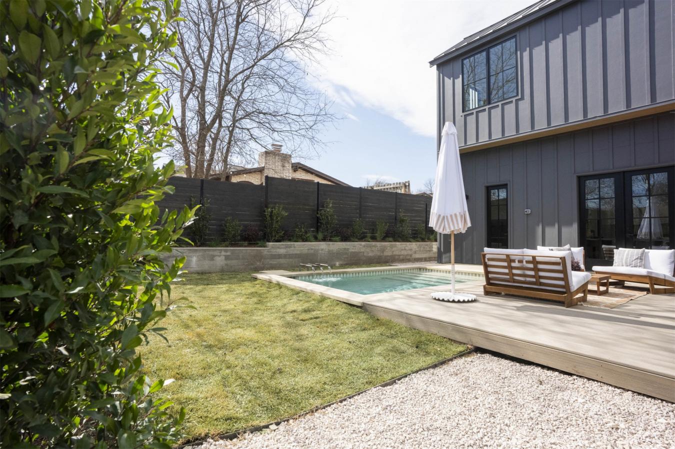 Austin, Travis, 78704, United States, 4 Bedrooms Bedrooms, ,3 BathroomsBathrooms,Residential,For Sale,2015746