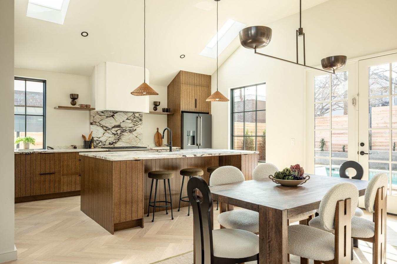 Austin, Travis, 78704, United States, 4 Bedrooms Bedrooms, ,3 BathroomsBathrooms,Residential,For Sale,2015746