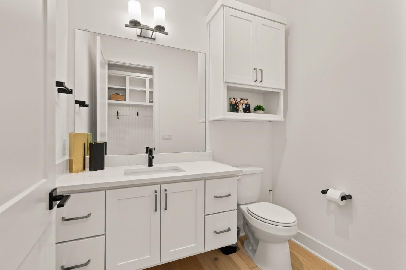 Austin, Travis, 78731, United States, 5 Bedrooms Bedrooms, ,4 BathroomsBathrooms,Residential,For Sale,2015743