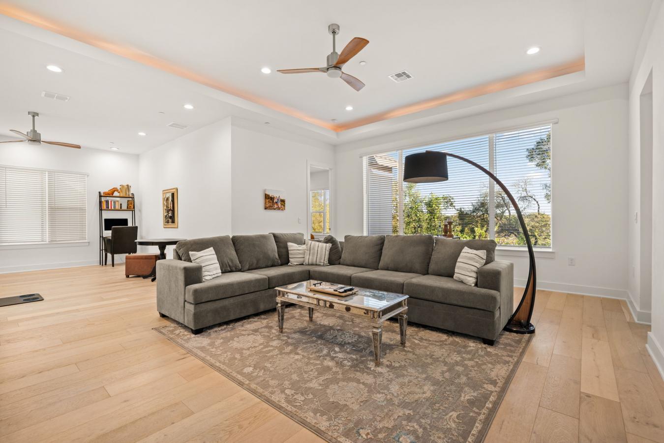 Austin, Travis, 78731, United States, 5 Bedrooms Bedrooms, ,4 BathroomsBathrooms,Residential,For Sale,2015743