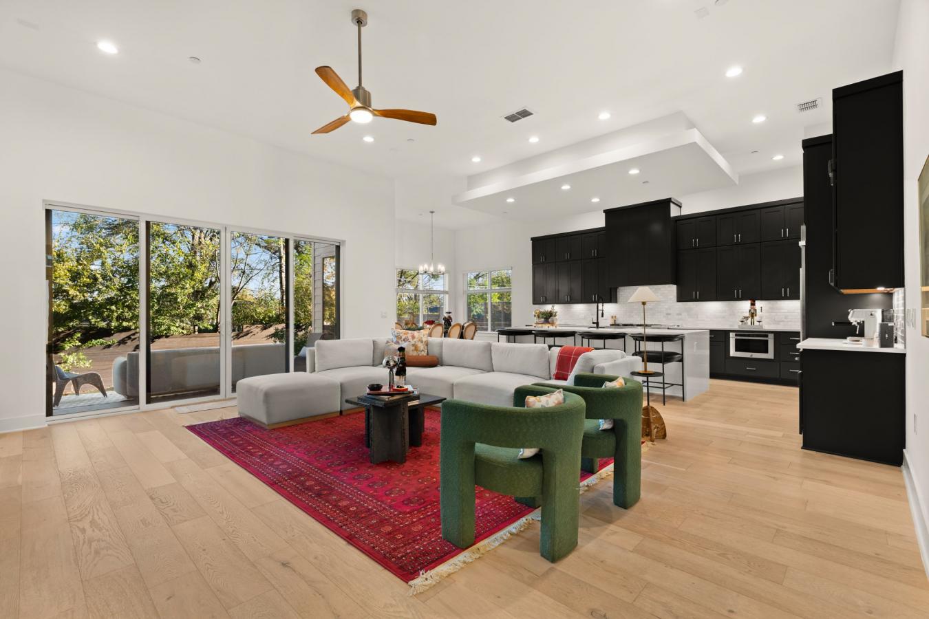 Austin, Travis, 78731, United States, 5 Bedrooms Bedrooms, ,4 BathroomsBathrooms,Residential,For Sale,2015743