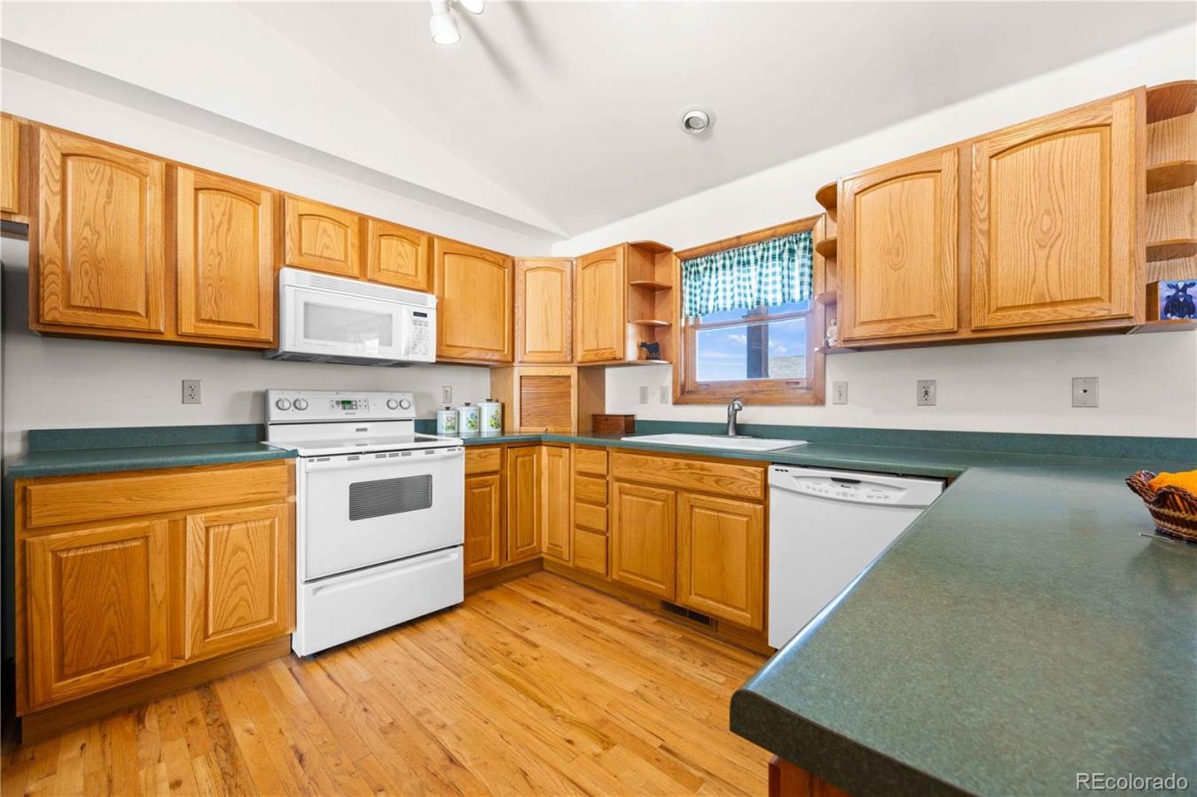 Granby, Grand, 80446, United States, 4 Bedrooms Bedrooms, ,1 BathroomBathrooms,Residential,For Sale,2015739