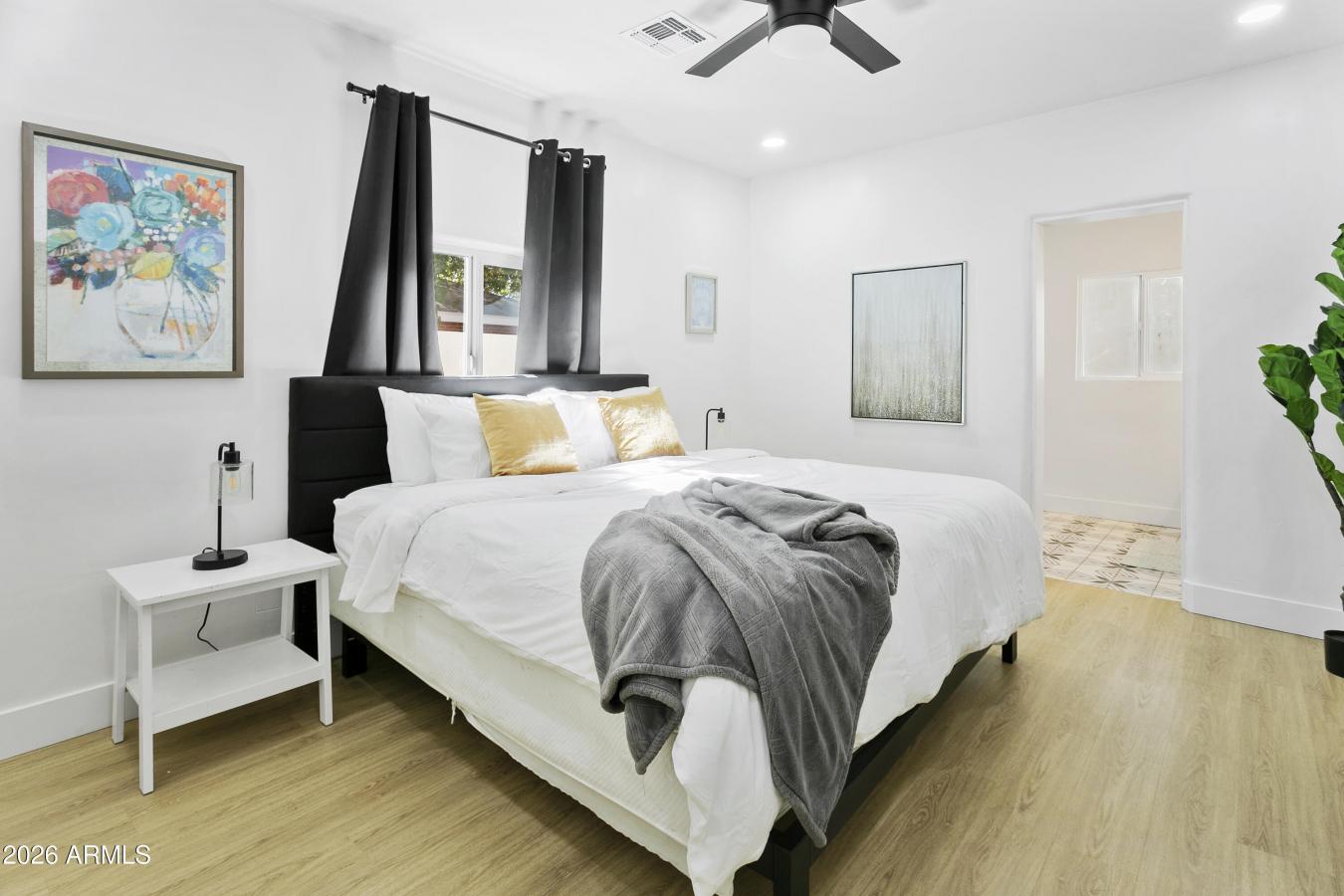 Phoenix, Maricopa, 85018, United States, ,Residential,For Sale,2015735