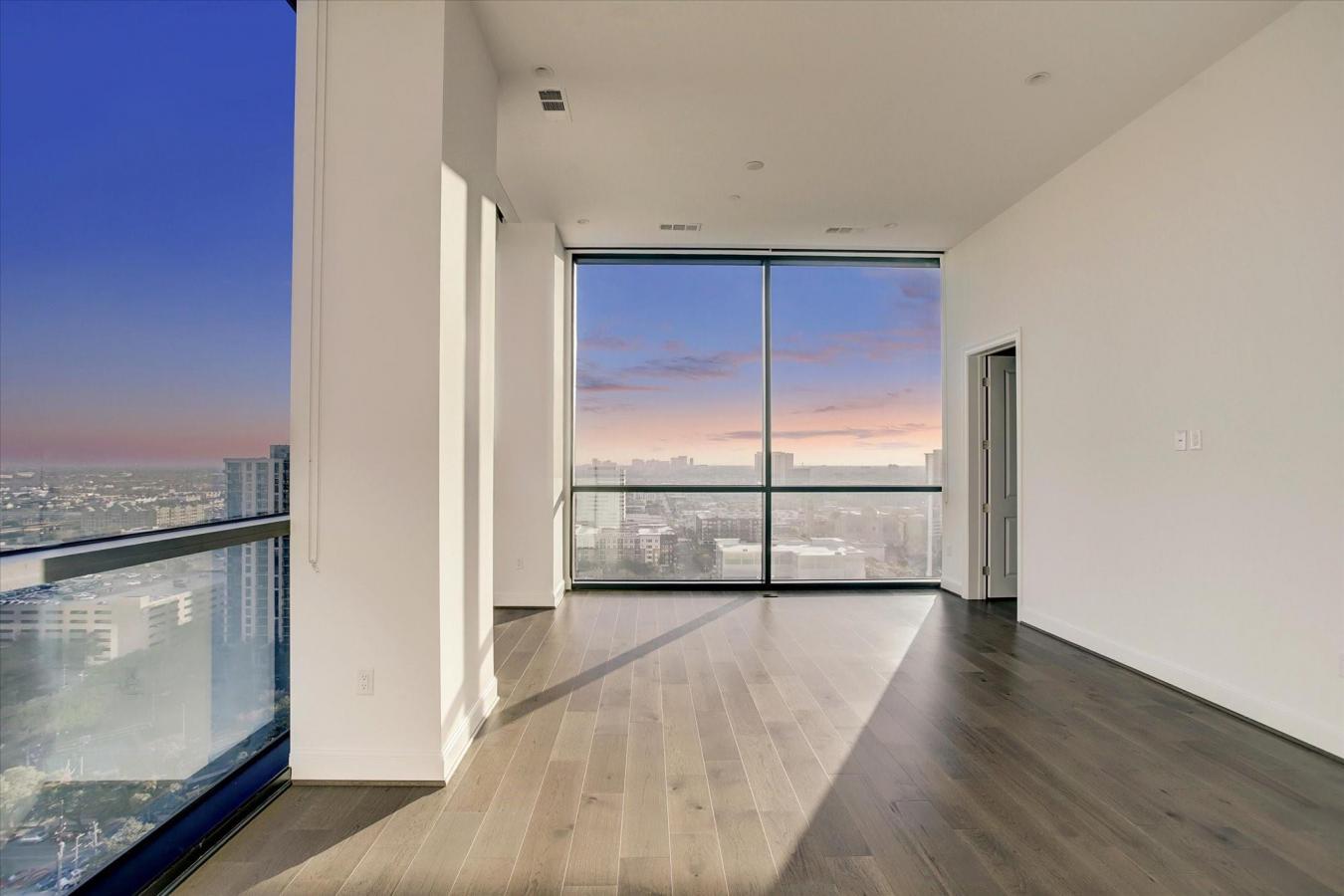 Houston, Harris, 77002, United States, 3 Bedrooms Bedrooms, ,2 BathroomsBathrooms,Residential,For Sale,2016077