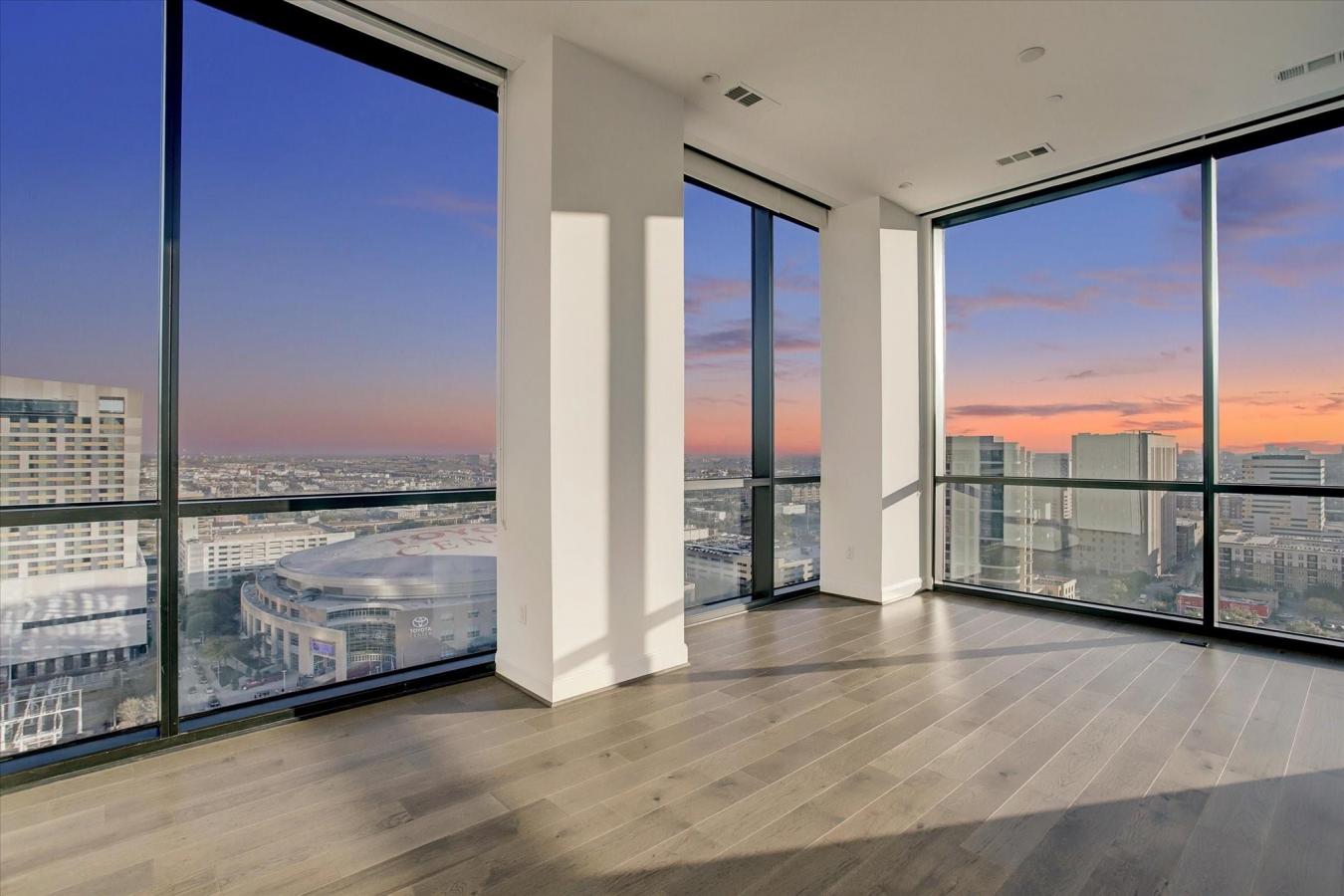 Houston, Harris, 77002, United States, 3 Bedrooms Bedrooms, ,2 BathroomsBathrooms,Residential,For Sale,2016077