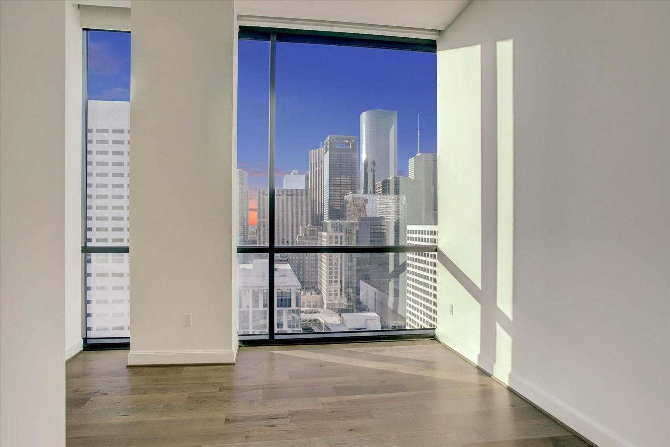 Houston, Harris, 77002, United States, 3 Bedrooms Bedrooms, ,2 BathroomsBathrooms,Residential,For Sale,2016077