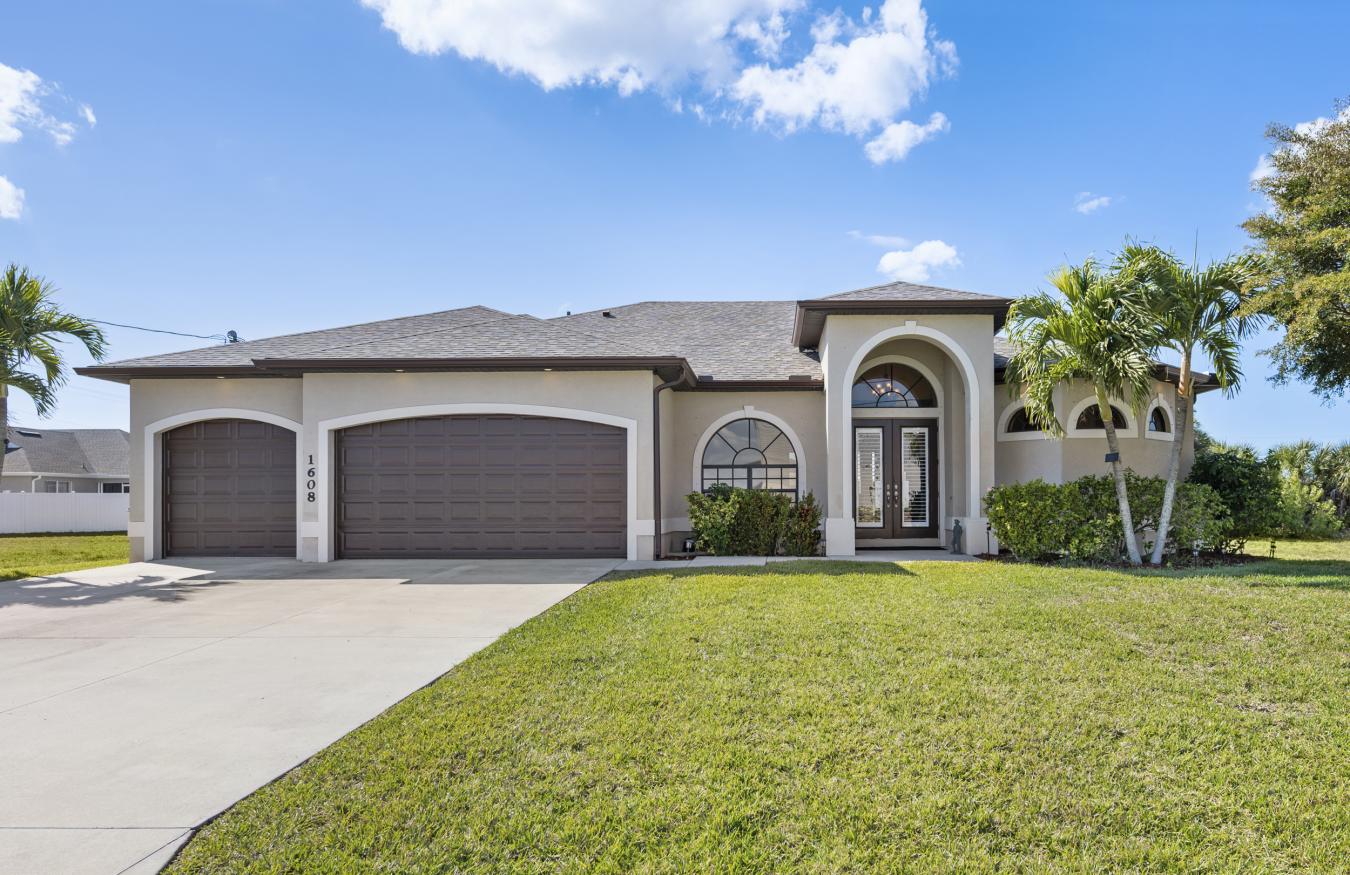 Cape Coral, Florida, 33993, United States, 3 Bedrooms Bedrooms, ,3 BathroomsBathrooms,Residential,For Sale,2016076