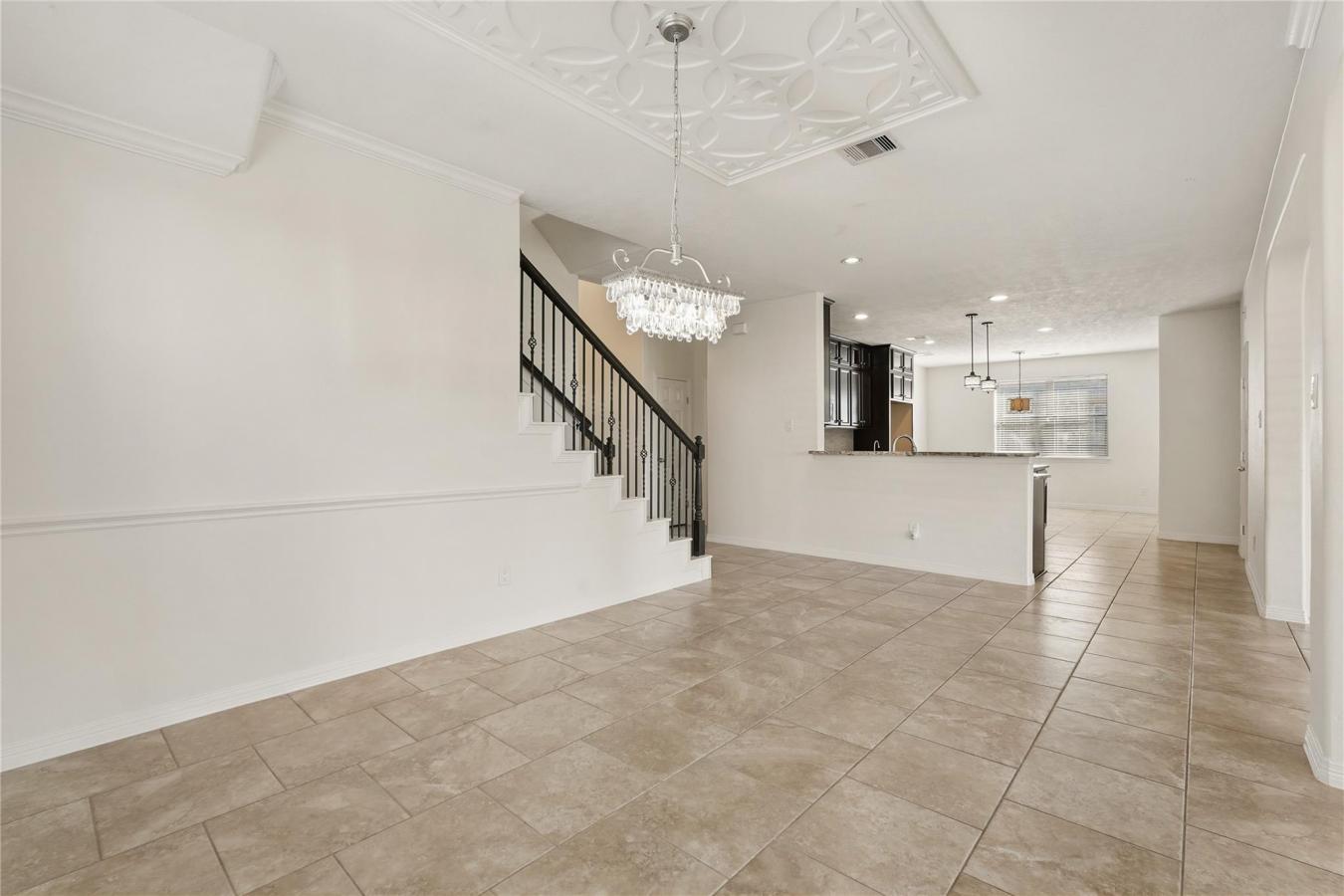 VALUE ALERT!!! - Start the new year right with this BEAUTIFUL NORTH/EA – image 15
