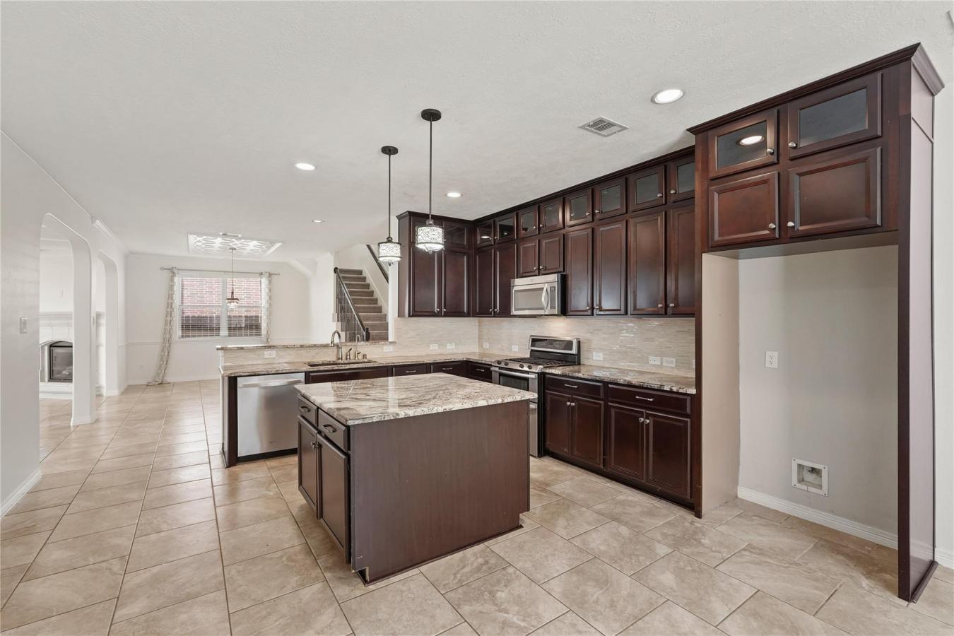 VALUE ALERT!!! - Start the new year right with this BEAUTIFUL NORTH/EA – image 19