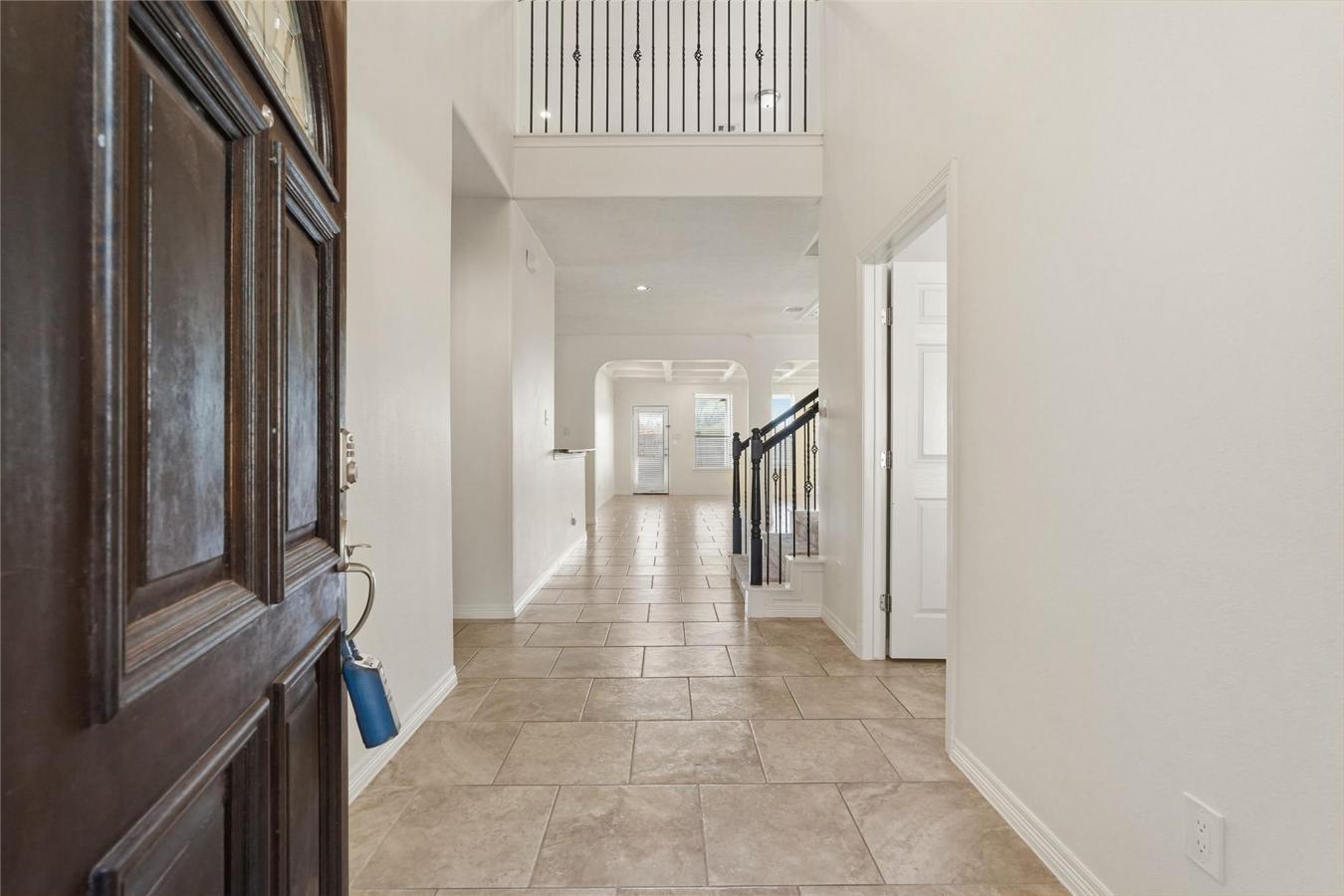 VALUE ALERT!!! - Start the new year right with this BEAUTIFUL NORTH/EA – image 8