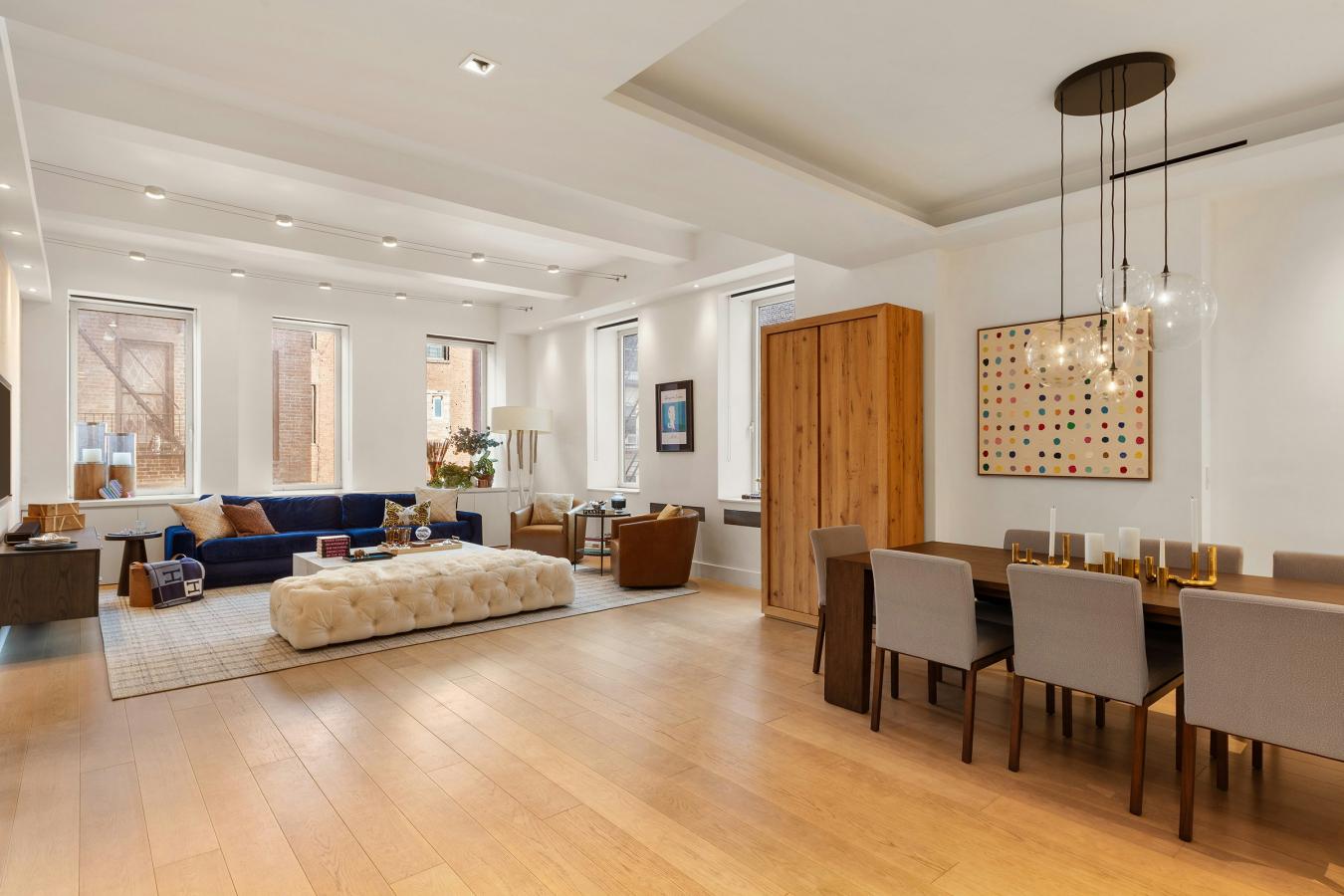 Chelsea, New York, 10011, United States, 2 Bedrooms Bedrooms, ,2 BathroomsBathrooms,Residential,For Sale,2016265