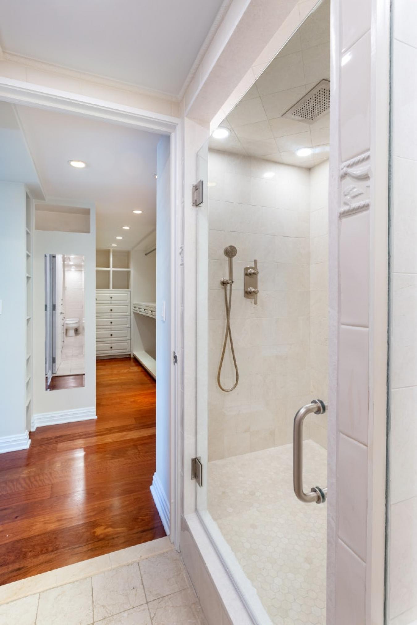 New York, New York, 10028, United States, 4 Bedrooms Bedrooms, ,3 BathroomsBathrooms,Residential,For Sale,2016261