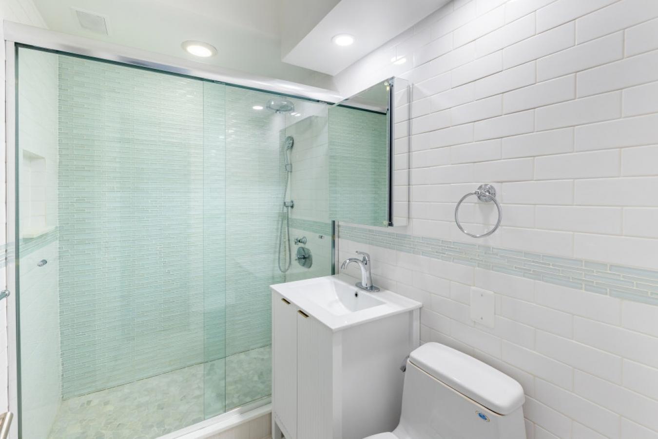 New York, New York, 10028, United States, 4 Bedrooms Bedrooms, ,3 BathroomsBathrooms,Residential,For Sale,2016261