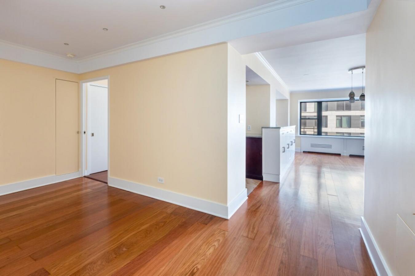 New York, New York, 10028, United States, 4 Bedrooms Bedrooms, ,3 BathroomsBathrooms,Residential,For Sale,2016261