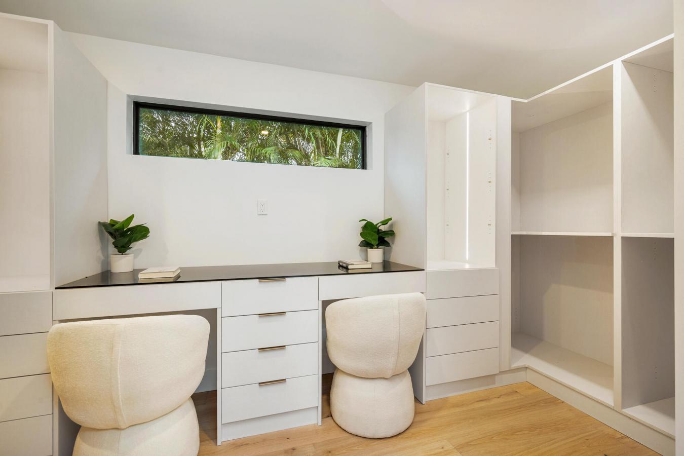 West Palm Beach, Florida, 33405, United States, 3 Bedrooms Bedrooms, ,3 BathroomsBathrooms,Residential,For Sale,2016260