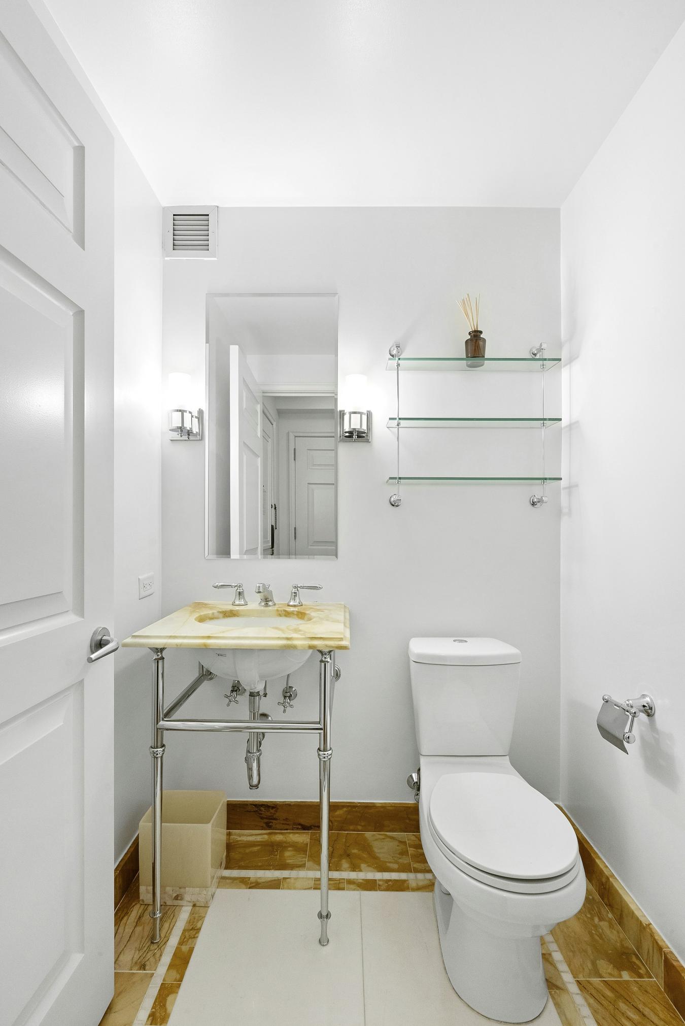 New York, New York, 10028, United States, 2 Bedrooms Bedrooms, ,2 BathroomsBathrooms,Residential,For Sale,2016257